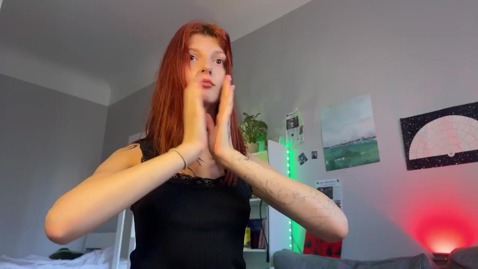 Gallery image thumbnail from BellaCute__'s myfreecams stream on, 09/02/2024, 07:39 image 13 of 20