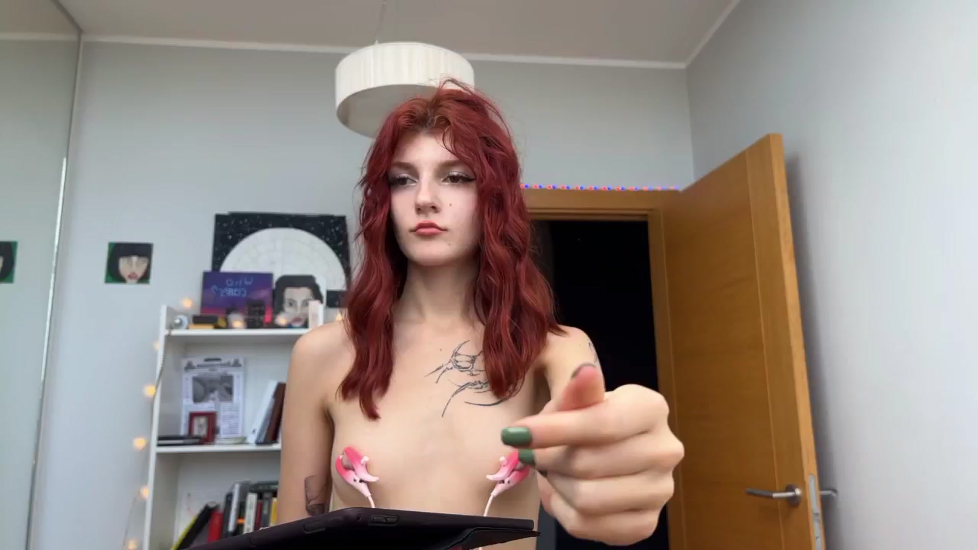 Gallery image thumbnail from BellaCute__'s myfreecams stream on, 09/23/2024, 09:23 image 16 of 20