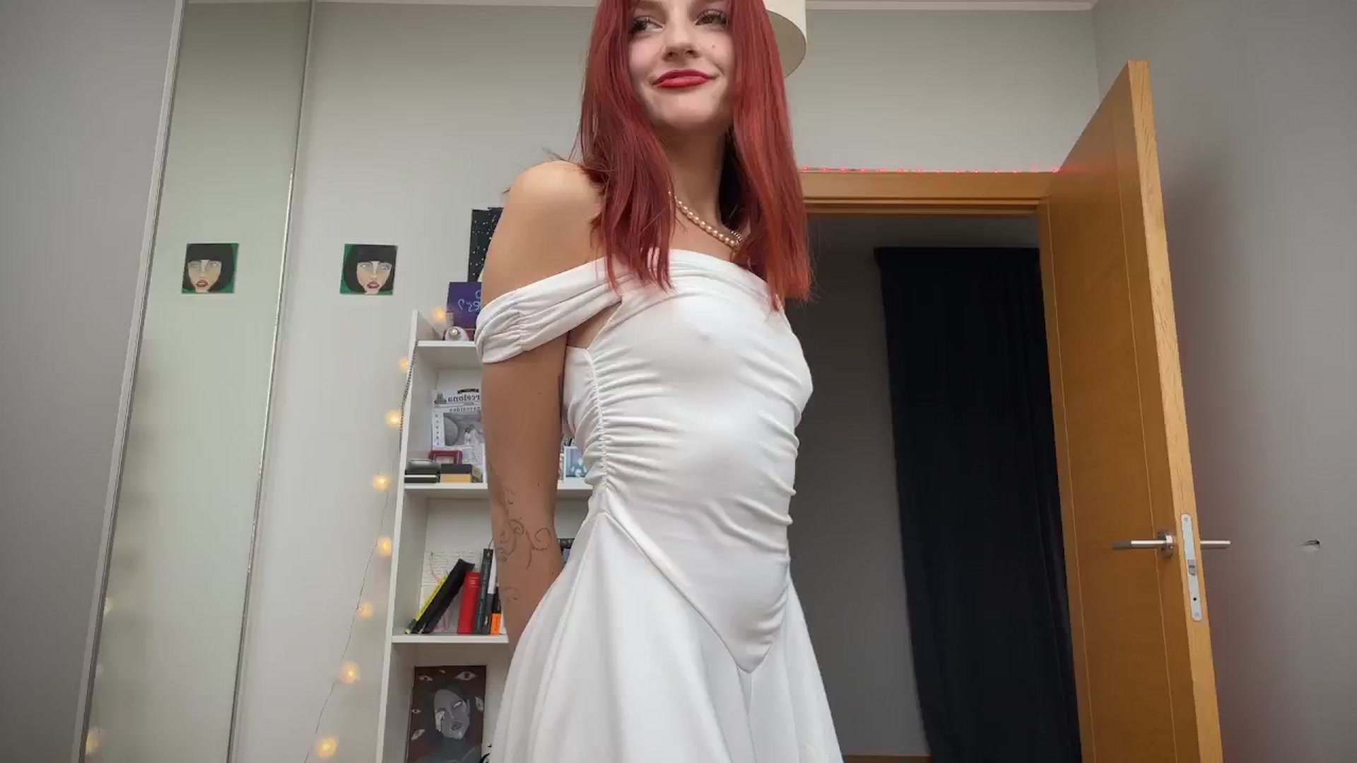 Gallery image thumbnail from BellaCute__'s myfreecams stream on, 09/30/2024, 08:50 image 9 of 20