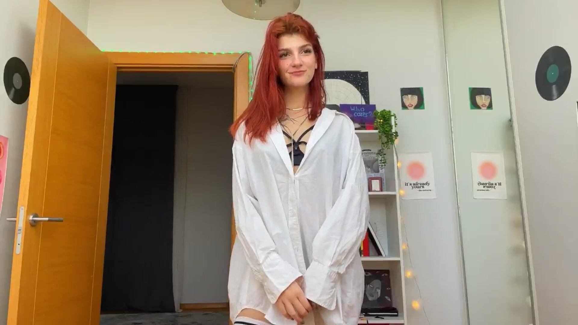 Gallery image thumbnail from BellaCute__'s myfreecams stream on, 10/13/2024, 10:46 image 9 of 20