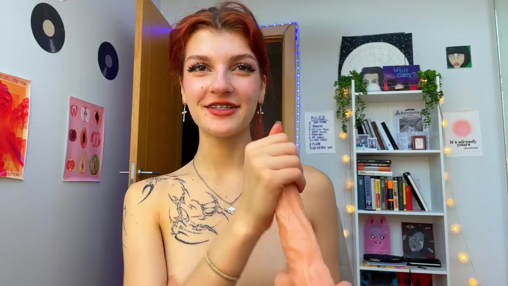 Gallery image thumbnail from BellaCute__'s myfreecams stream on, 10/14/2024, 07:08 image 8 of 20