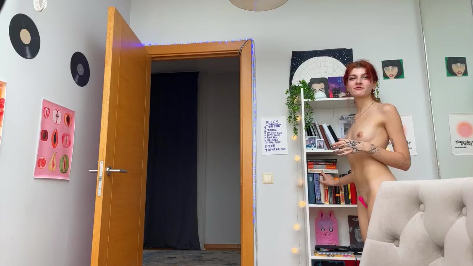Gallery image thumbnail from BellaCute__'s myfreecams stream on, 10/14/2024, 09:08 image 9 of 20
