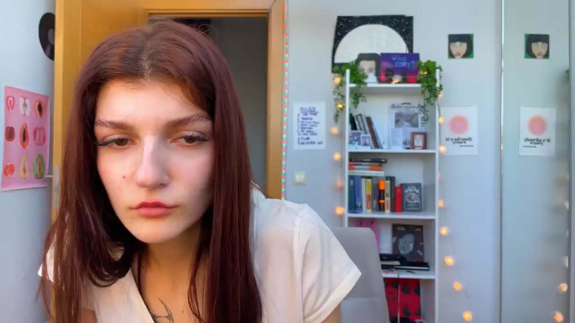 Gallery image thumbnail from BellaCute__'s myfreecams stream on, 10/18/2024, 10:09 image 16 of 20