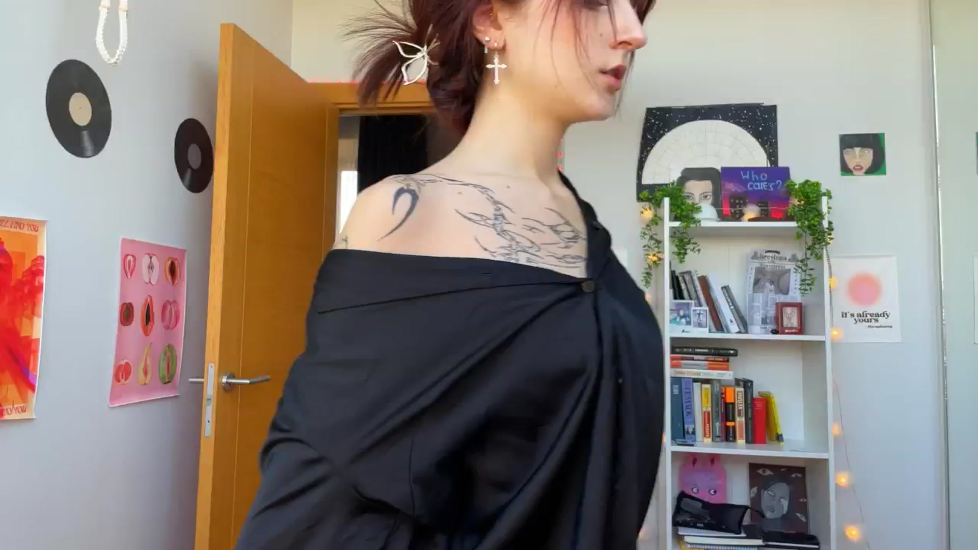 Gallery image thumbnail from BellaCute__'s myfreecams stream on, 10/20/2024, 09:10 image 4 of 20