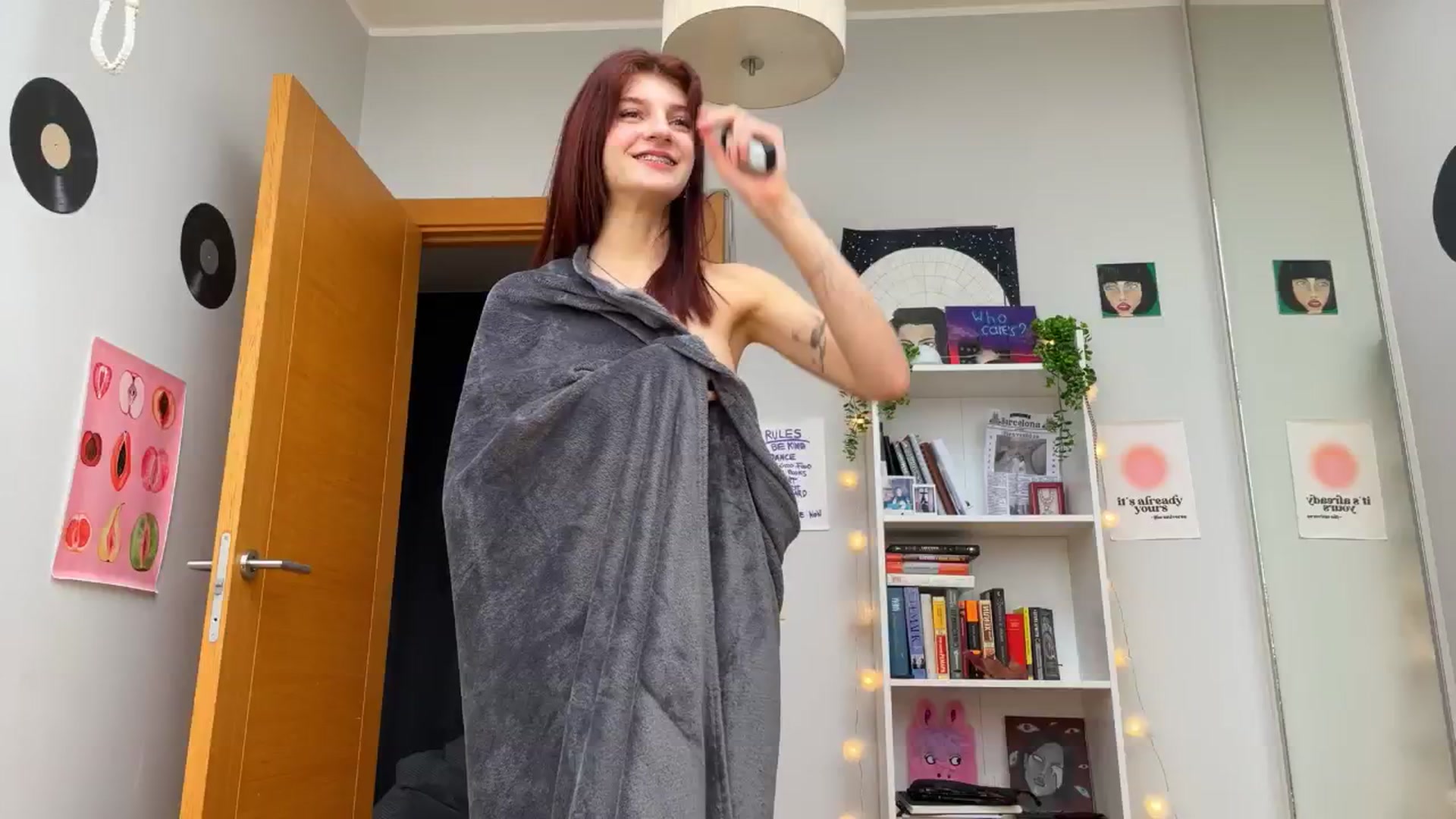Gallery image thumbnail from BellaCute__'s myfreecams stream on, 10/24/2024, 08:02 image 11 of 20