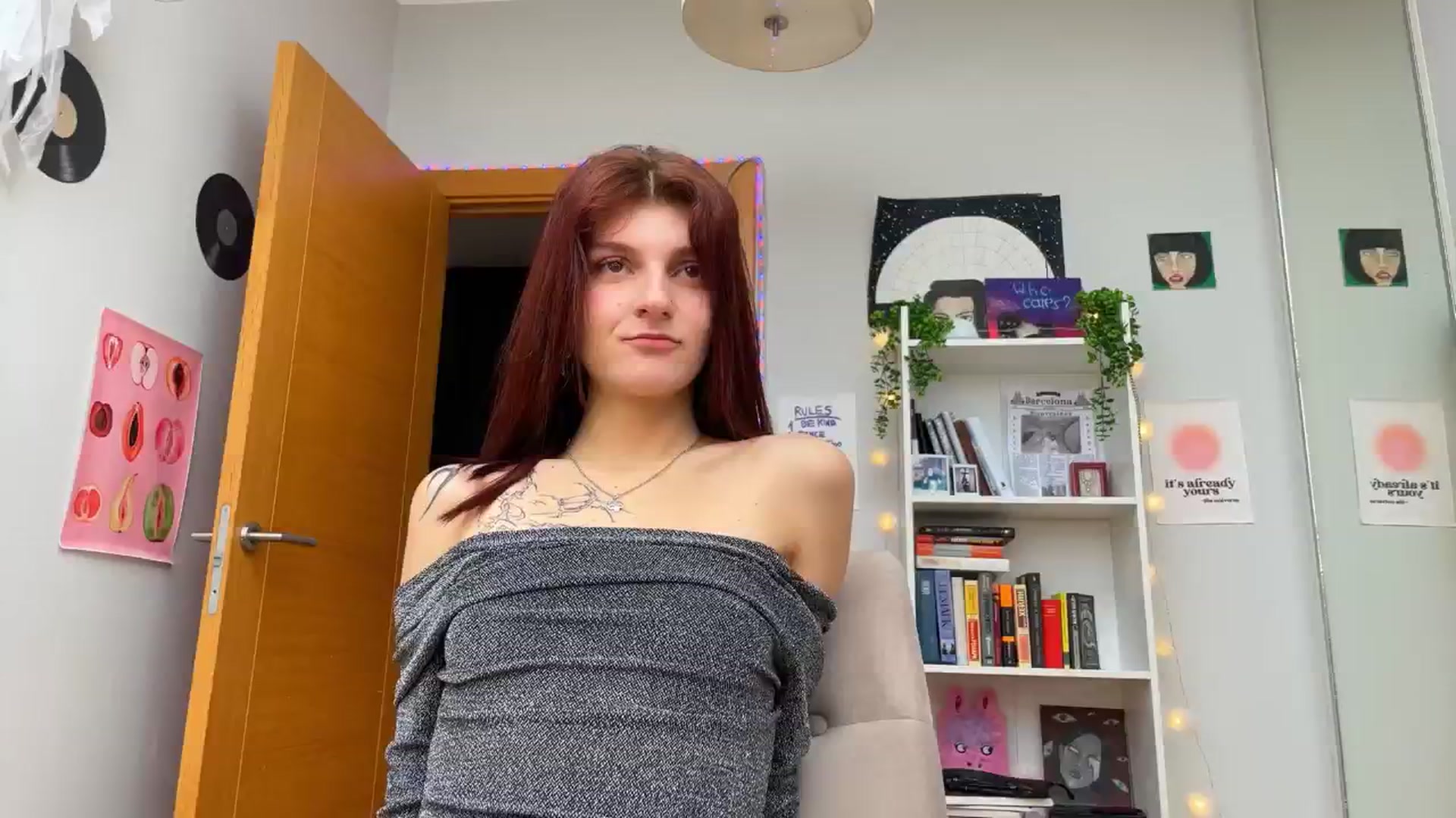 Gallery image thumbnail from BellaCute__'s myfreecams stream on, 10/27/2024, 11:33 image 10 of 20