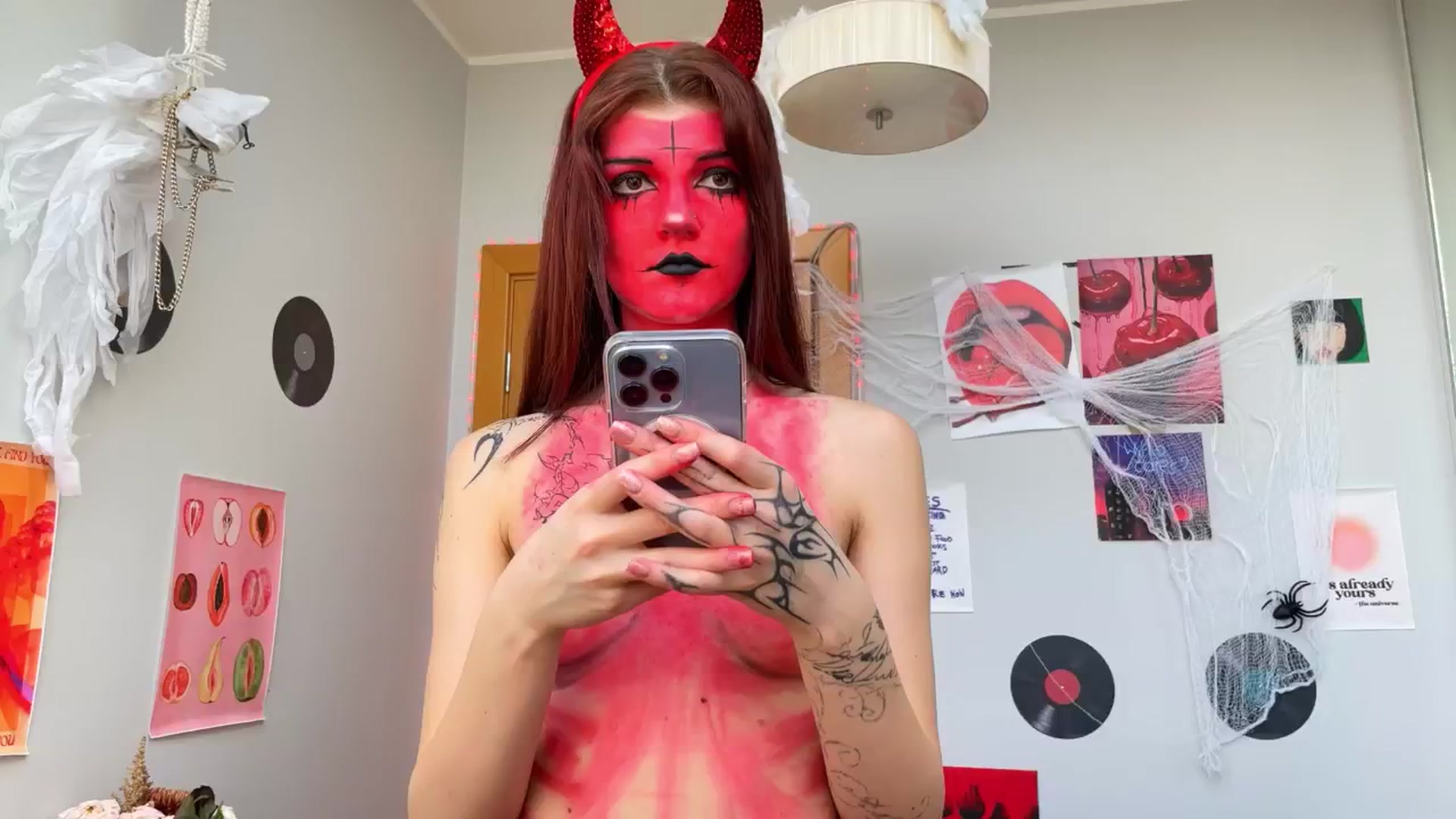 Gallery image thumbnail from BellaCute__'s myfreecams stream on, 10/29/2024, 08:39 image 15 of 20