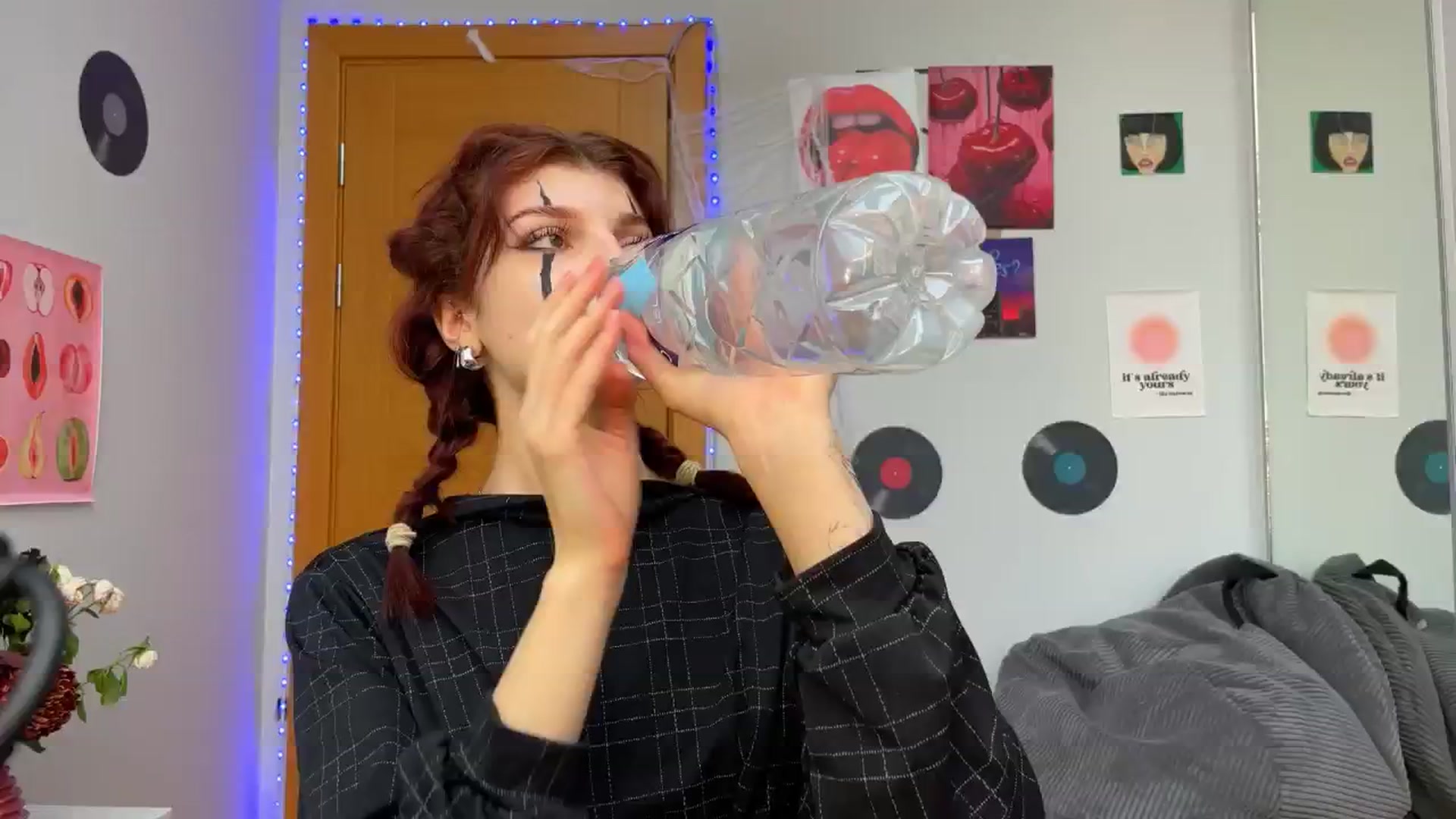 Gallery image thumbnail from BellaCute__'s myfreecams stream on, 10/30/2024, 08:43 image 2 of 20