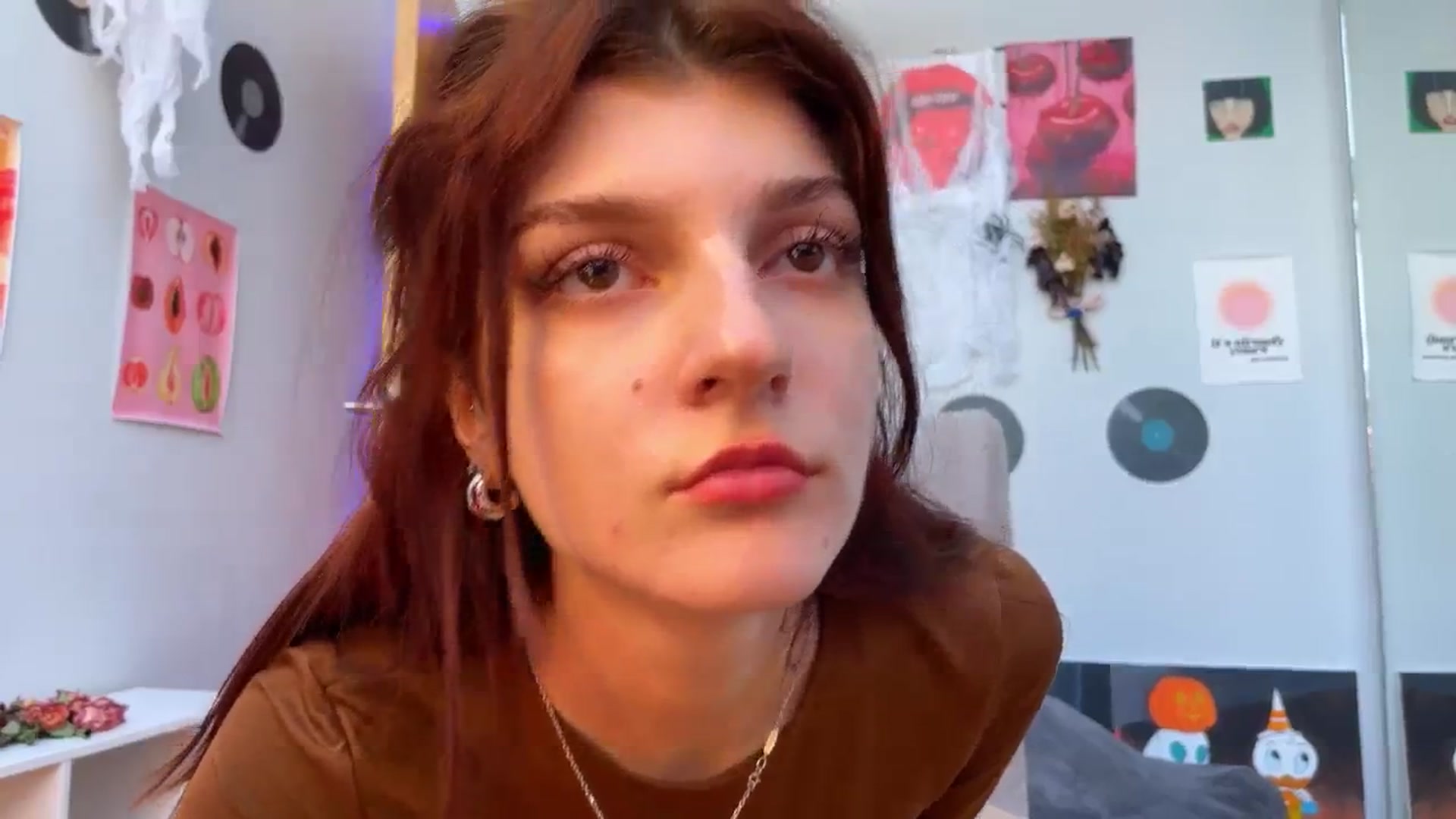 Gallery image thumbnail from BellaCute__'s myfreecams stream on, 11/04/2024, 08:35 image 17 of 20