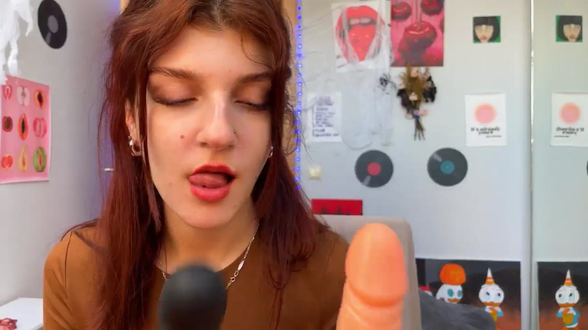 Gallery image thumbnail from BellaCute__'s myfreecams stream on, 11/04/2024, 08:35 image 8 of 20