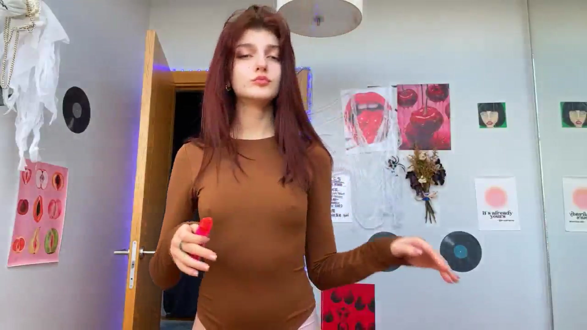 Gallery image thumbnail from BellaCute__'s myfreecams stream on, 11/04/2024, 12:06 image 3 of 20