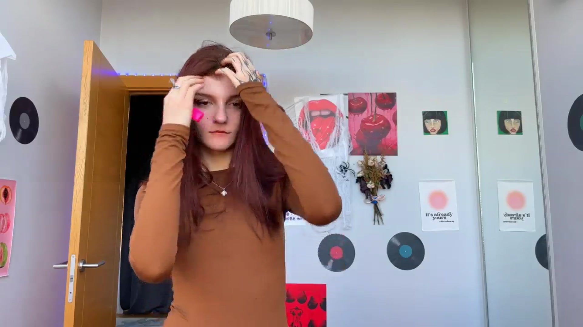 Gallery image thumbnail from BellaCute__'s myfreecams stream on, 11/04/2024, 12:06 image 9 of 20