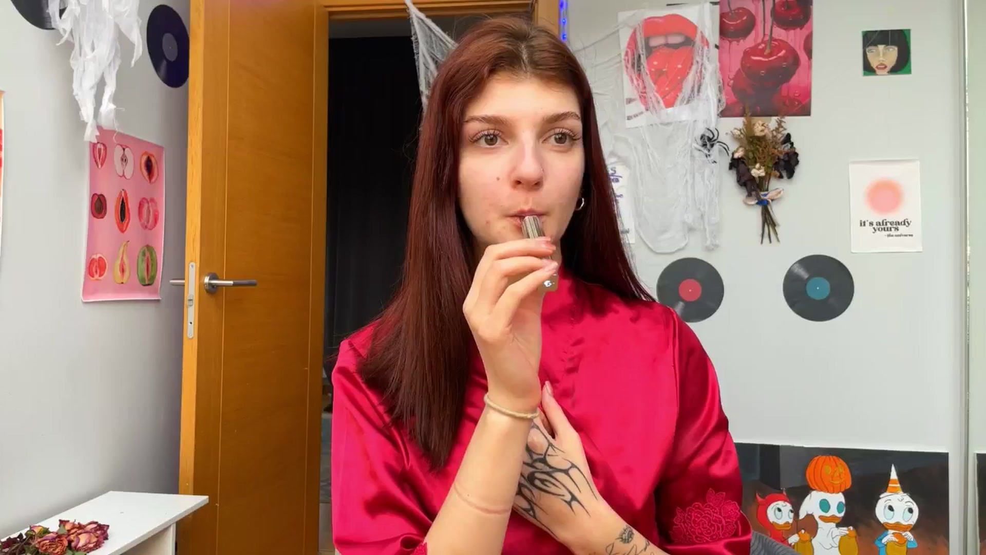 Gallery image thumbnail from BellaCute__'s myfreecams stream on, 11/05/2024, 12:39 image 12 of 20