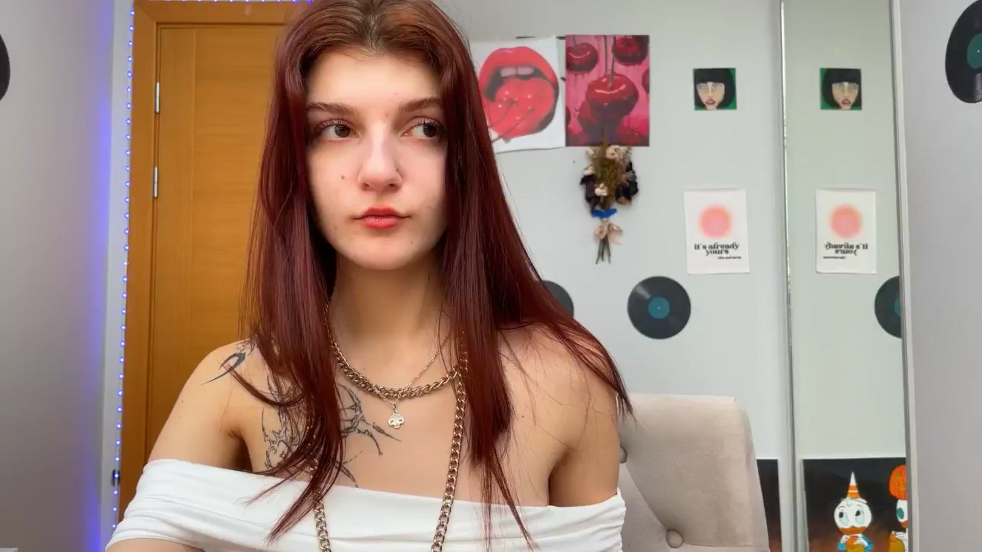 Gallery image thumbnail from BellaCute__'s myfreecams stream on, 11/07/2024, 09:48 image 12 of 20