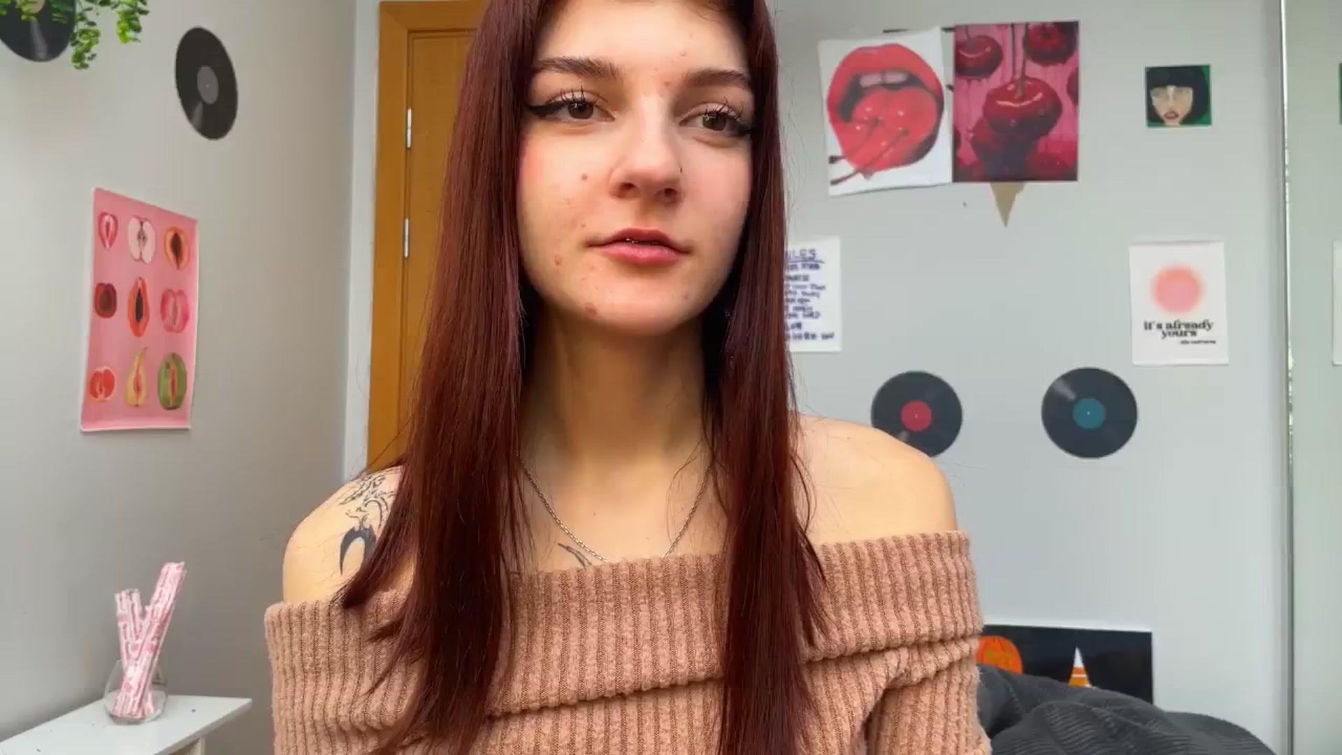 Gallery image thumbnail from BellaCute__'s myfreecams stream on, 11/10/2024, 11:58 image 2 of 20