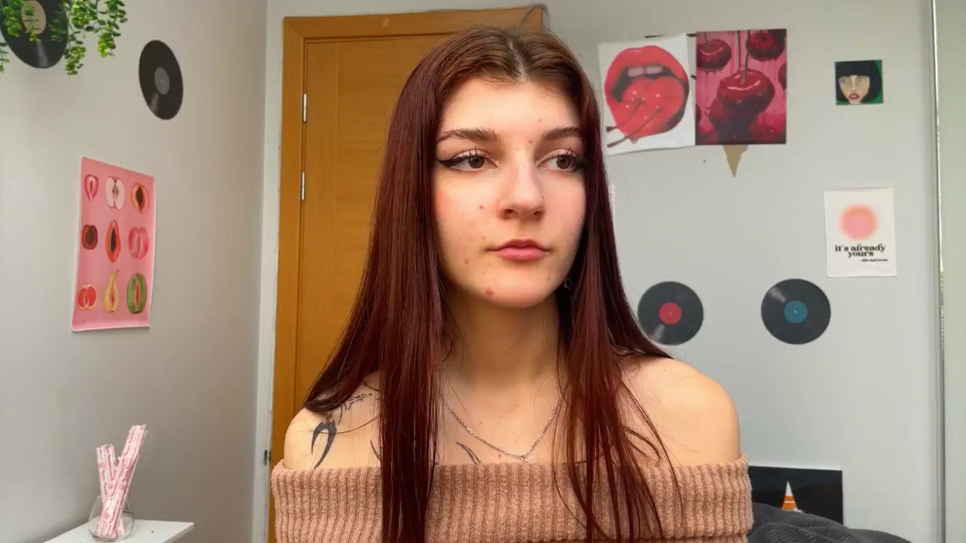 Gallery image thumbnail from BellaCute__'s myfreecams stream on, 11/10/2024, 11:58 image 3 of 20