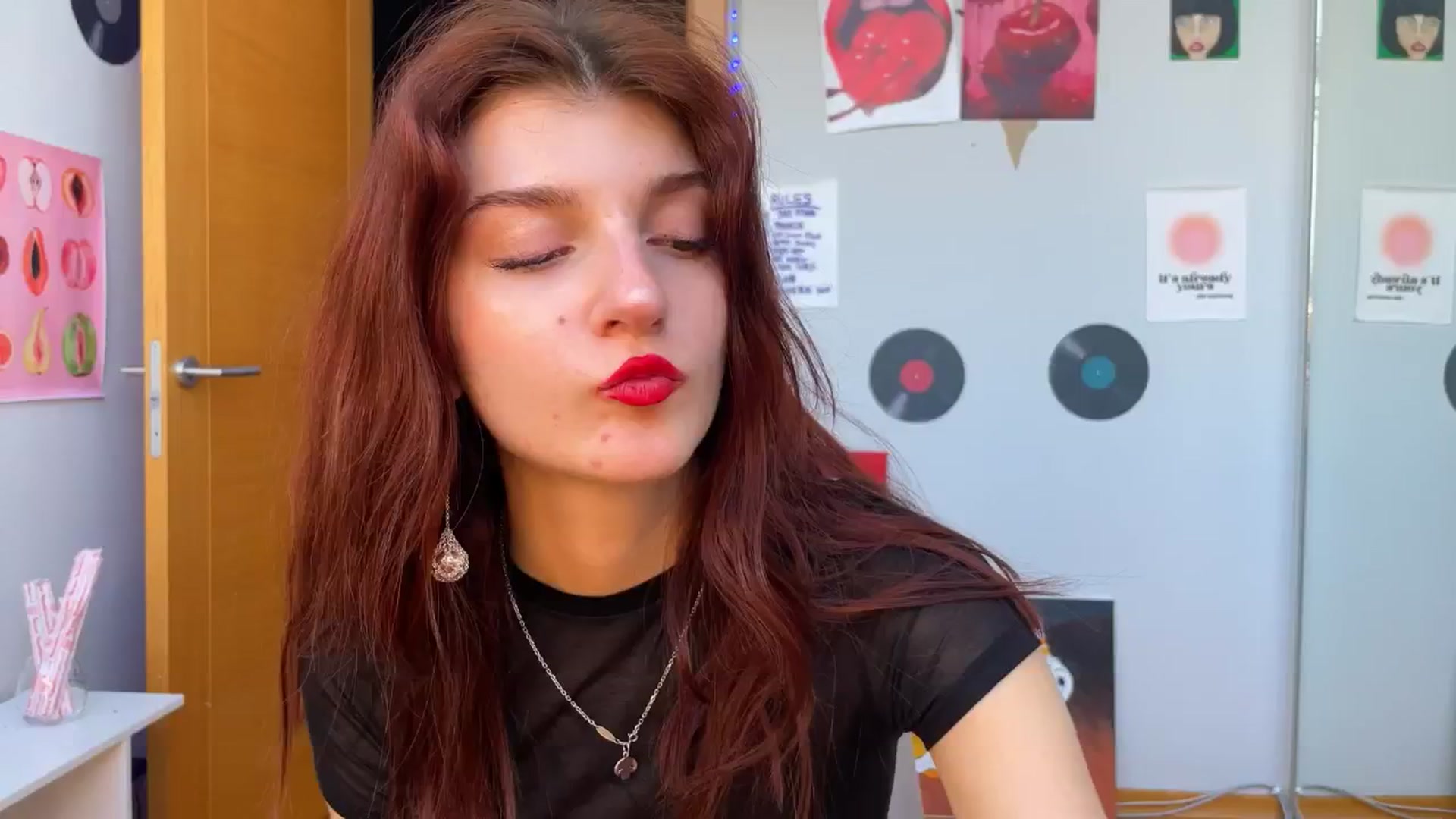 Gallery image thumbnail from BellaCute__'s myfreecams stream on, 11/15/2024, 08:51 image 11 of 20