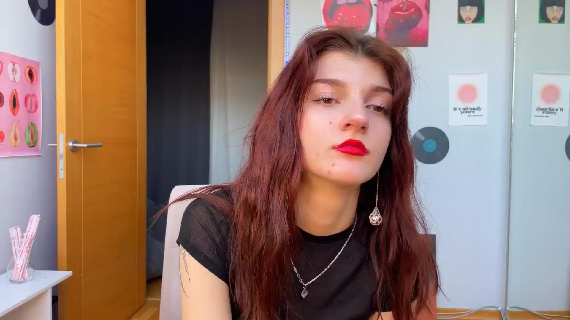 Gallery image thumbnail from BellaCute__'s myfreecams stream on, 11/15/2024, 08:51 image 1 of 20