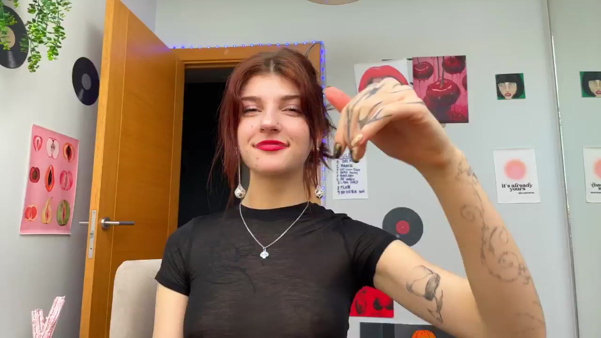 Gallery image thumbnail from BellaCute__'s myfreecams stream on, 11/15/2024, 11:04 image 6 of 20