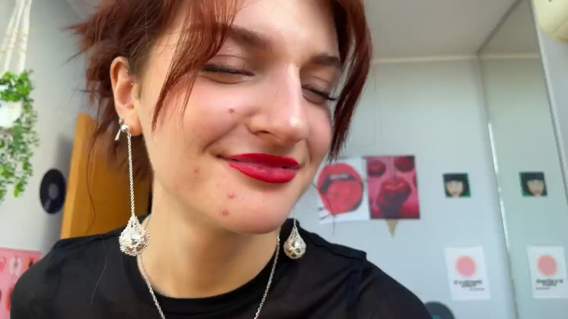 Gallery image thumbnail from BellaCute__'s myfreecams stream on, 11/15/2024, 11:04 image 16 of 20