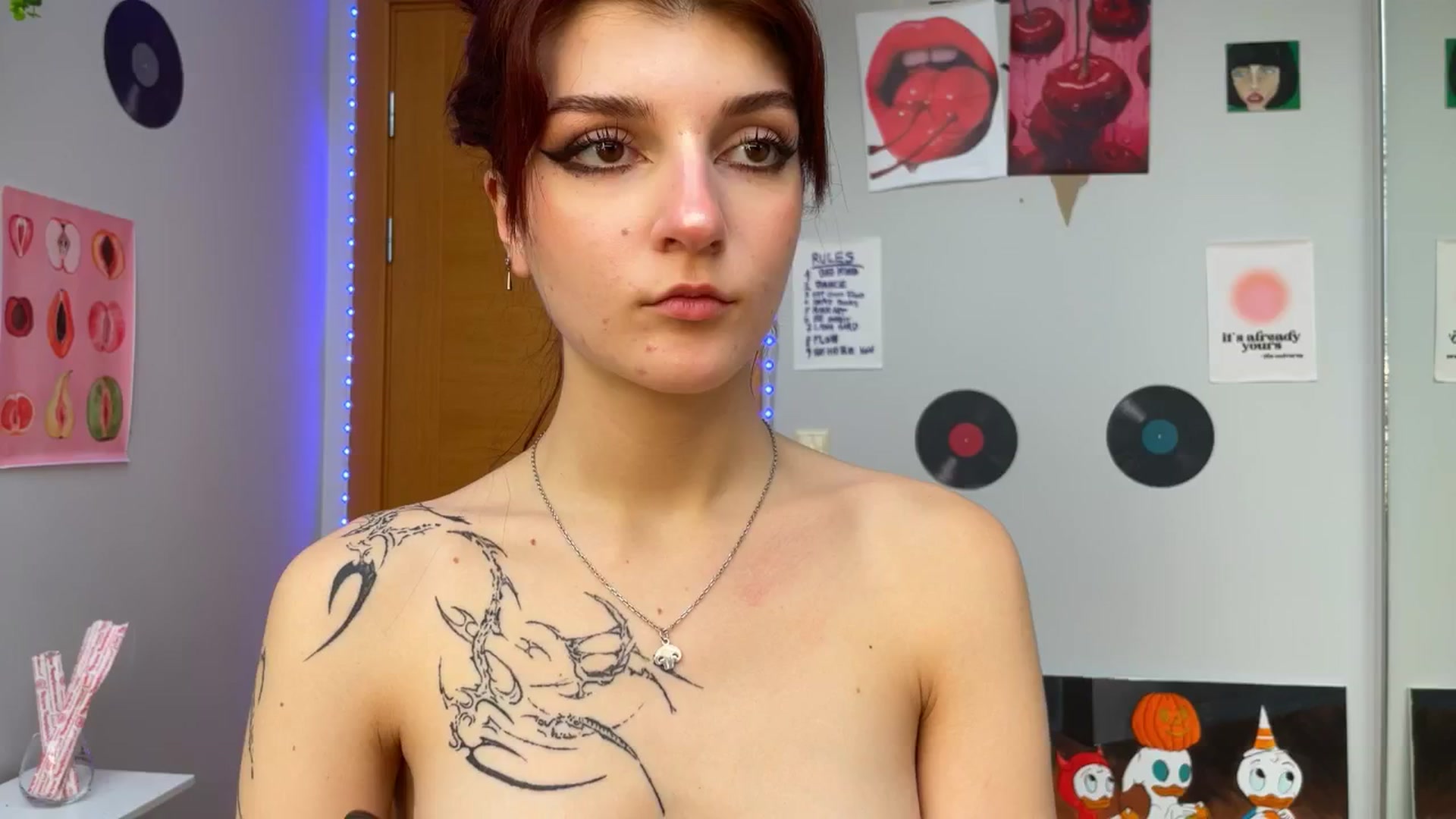 Gallery image thumbnail from BellaCute__'s myfreecams stream on, 11/16/2024, 10:46 image 16 of 20