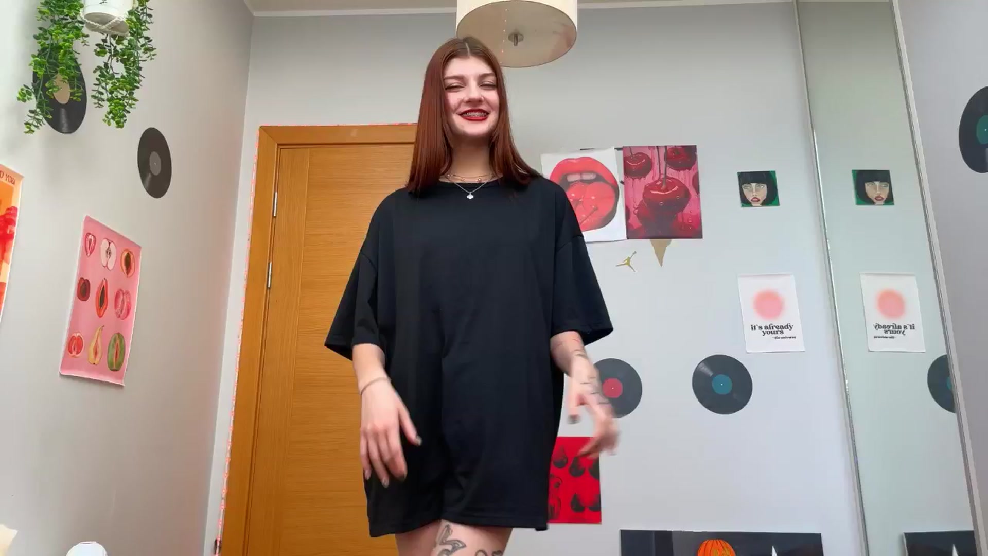 Gallery image thumbnail from BellaCute__'s myfreecams stream on, 11/24/2024, 11:16 image 9 of 20