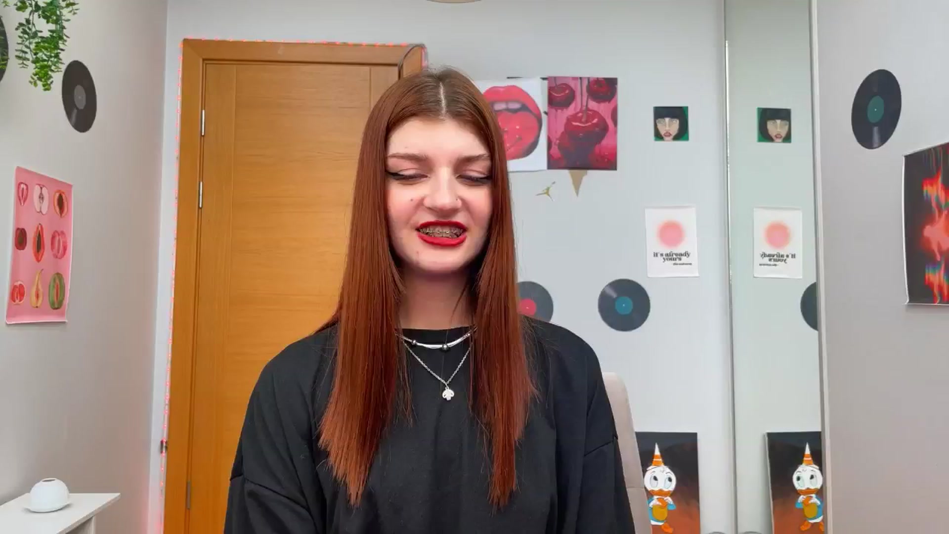 Gallery image thumbnail from BellaCute__'s myfreecams stream on, 11/24/2024, 11:16 image 3 of 20