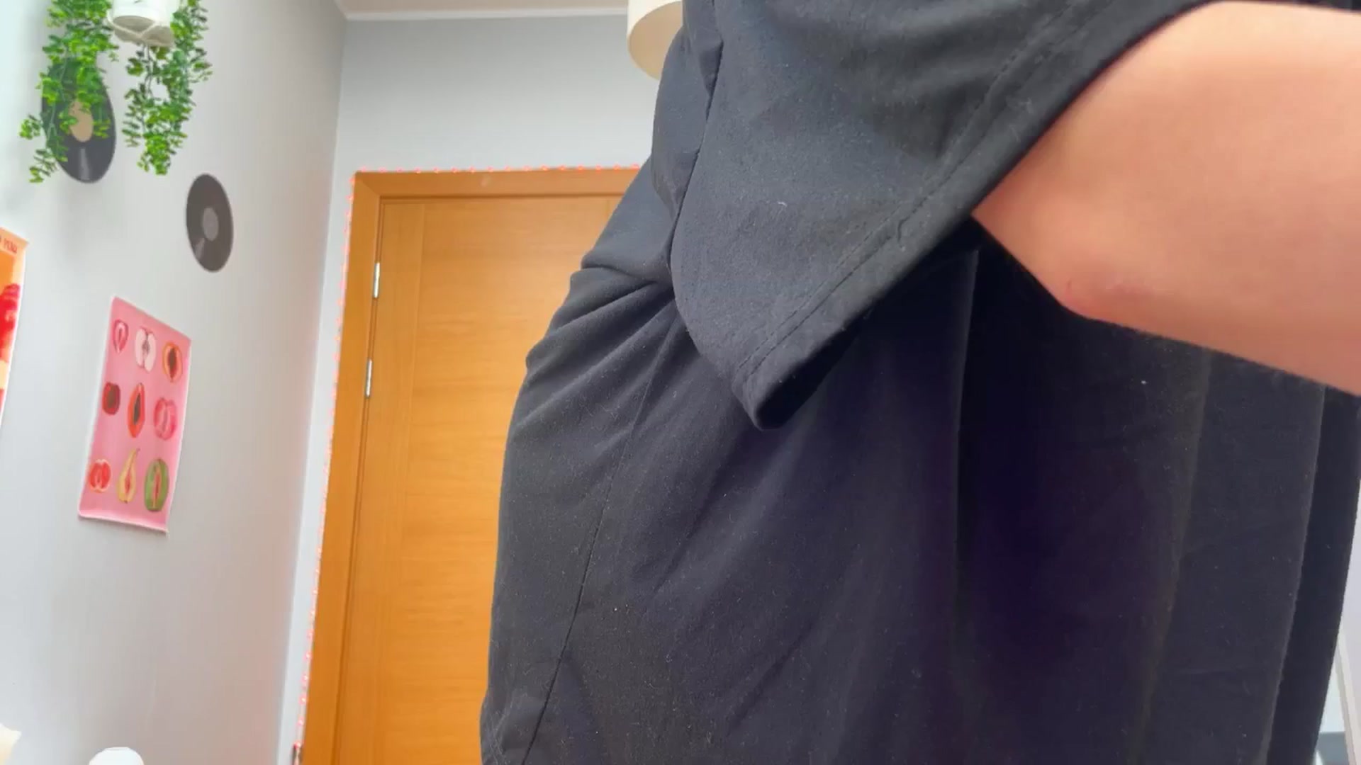 Gallery image thumbnail from BellaCute__'s myfreecams stream on, 11/24/2024, 11:16 image 8 of 20