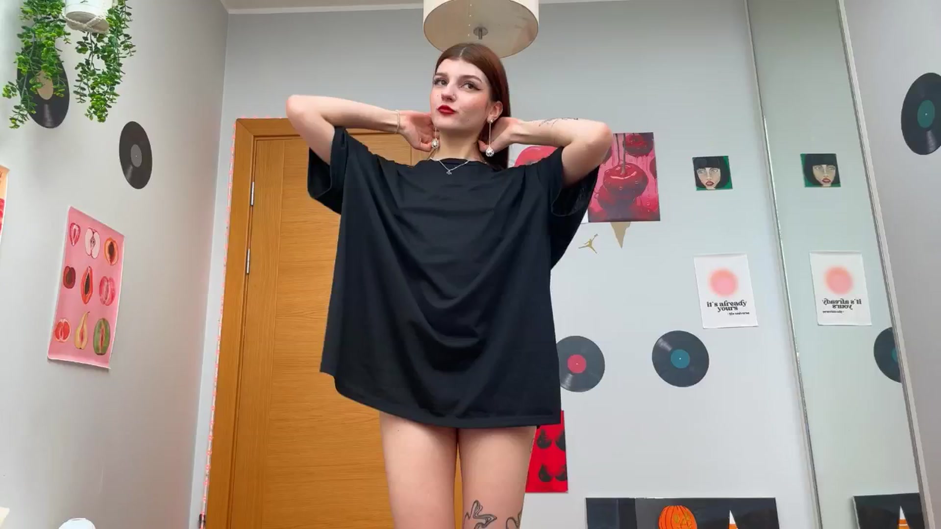 Gallery image thumbnail from BellaCute__'s myfreecams stream on, 11/24/2024, 11:16 image 10 of 20