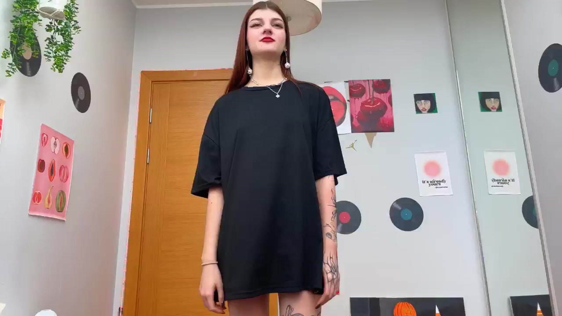 Gallery image thumbnail from BellaCute__'s myfreecams stream on, 11/24/2024, 11:16 image 11 of 20