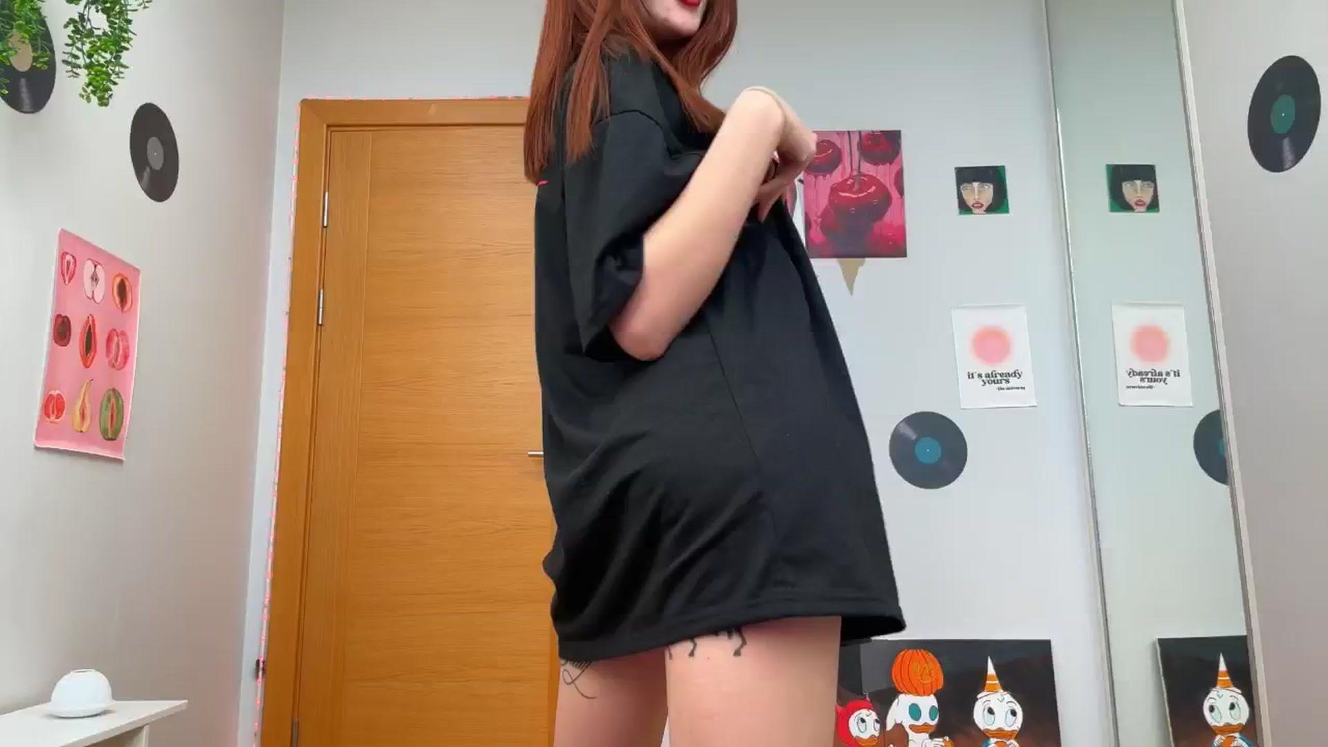 Gallery image thumbnail from BellaCute__'s myfreecams stream on, 11/24/2024, 11:16 image 5 of 20