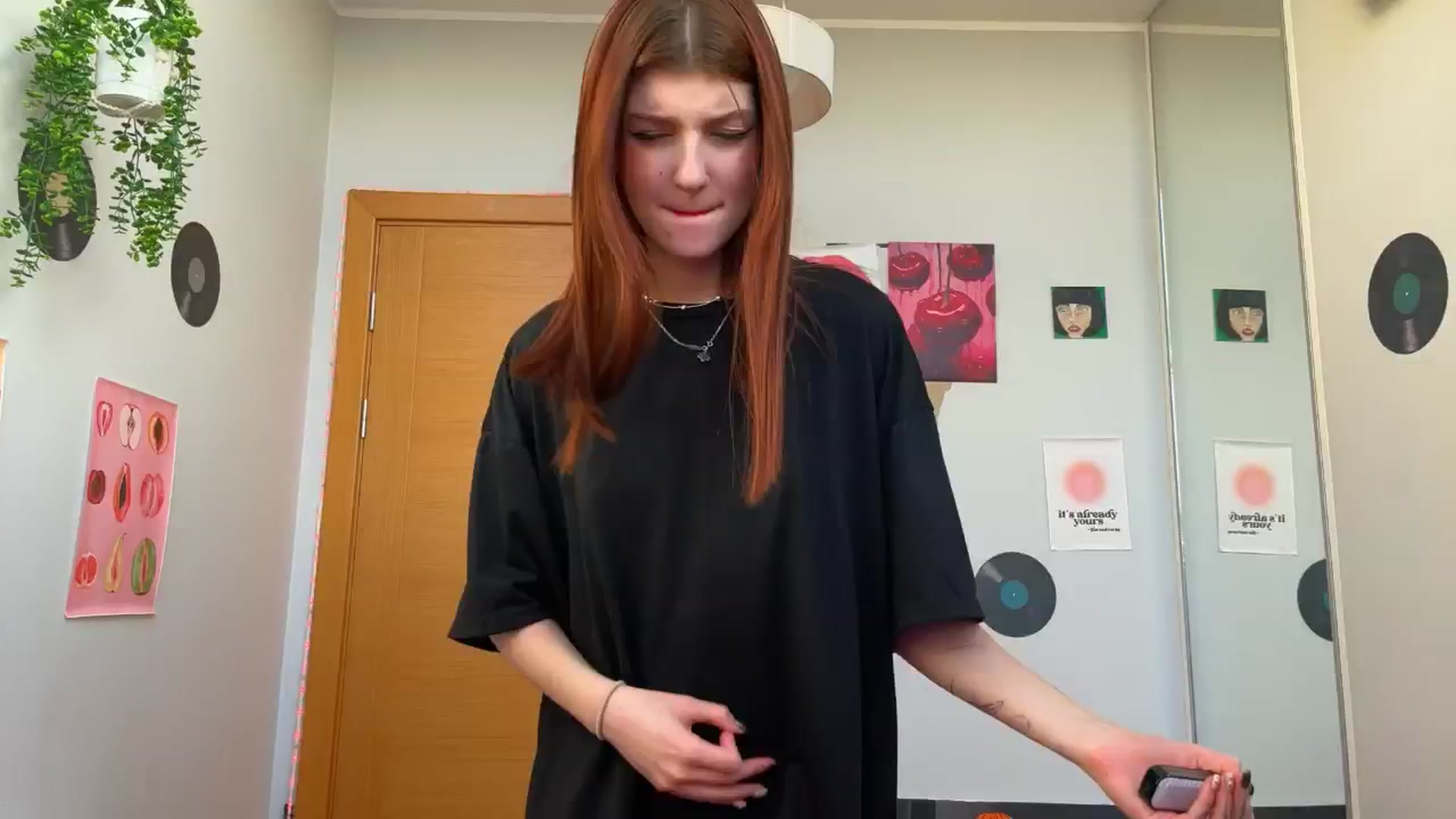 Gallery image thumbnail from BellaCute__'s myfreecams stream on, 11/24/2024, 12:30 image 13 of 20