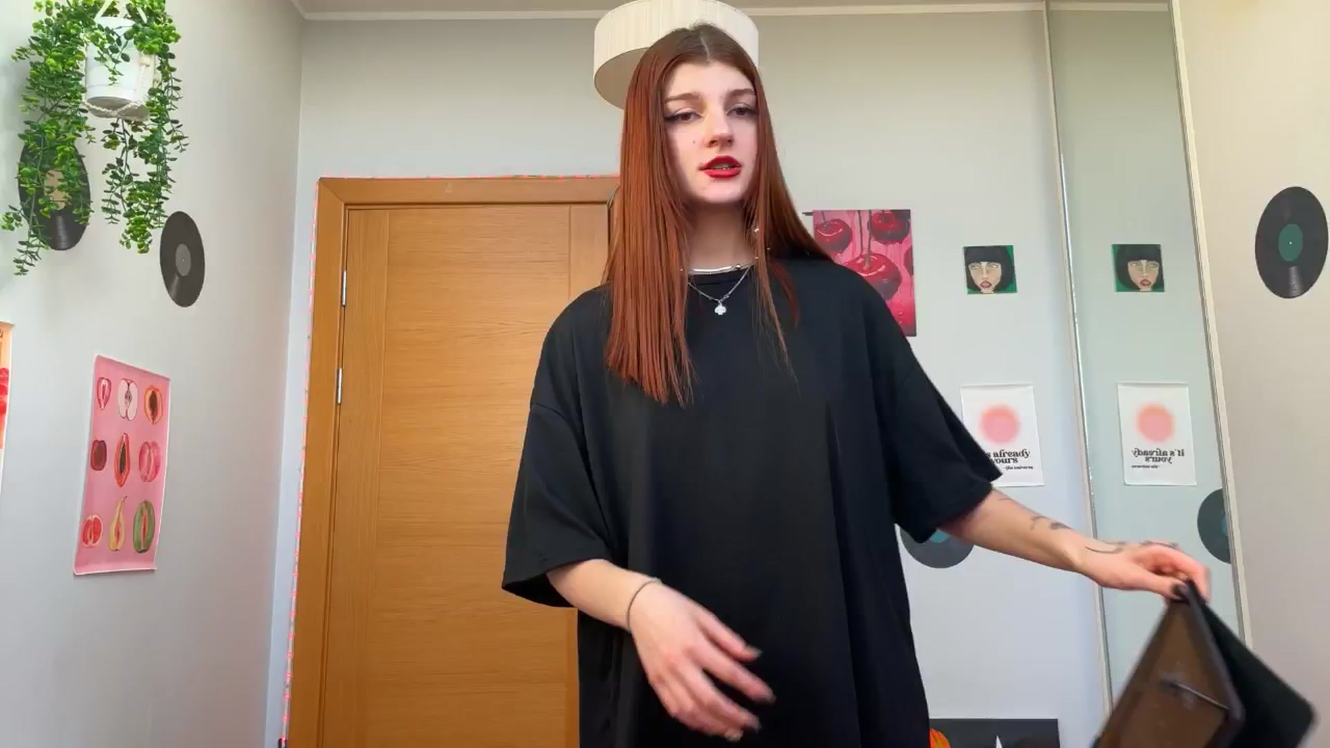 Gallery image thumbnail from BellaCute__'s myfreecams stream on, 11/24/2024, 12:30 image 14 of 20