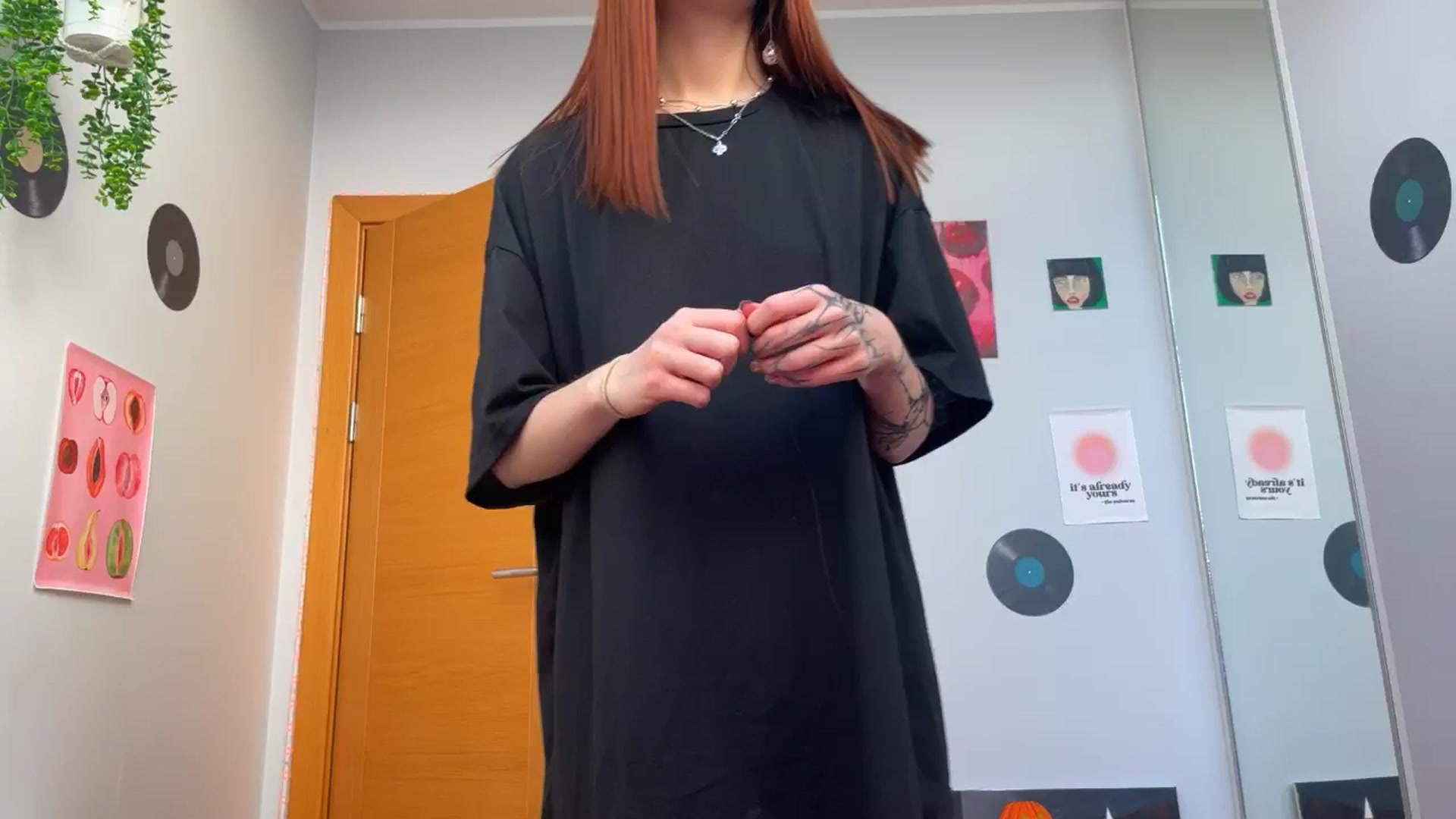 Gallery image thumbnail from BellaCute__'s myfreecams stream on, 11/24/2024, 12:30 image 6 of 20