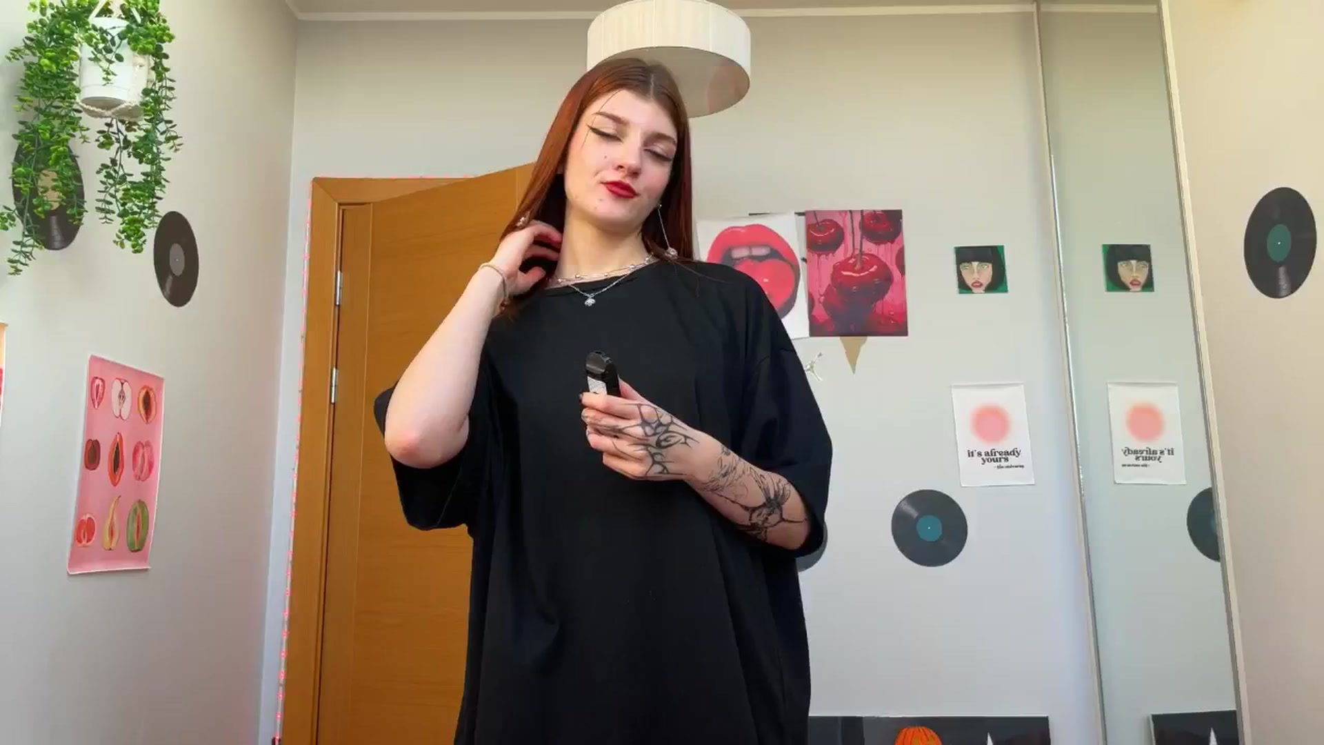 Gallery image thumbnail from BellaCute__'s myfreecams stream on, 11/24/2024, 12:30 image 18 of 20