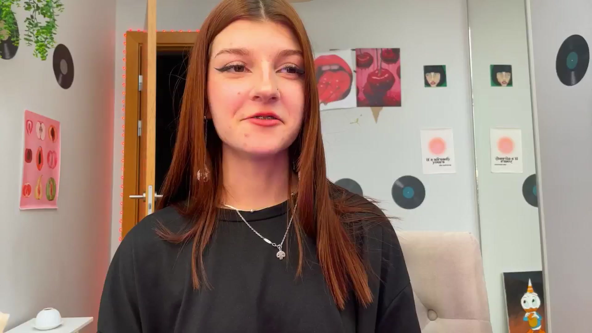 Gallery image thumbnail from BellaCute__'s myfreecams stream on, 11/25/2024, 08:31 image 13 of 20