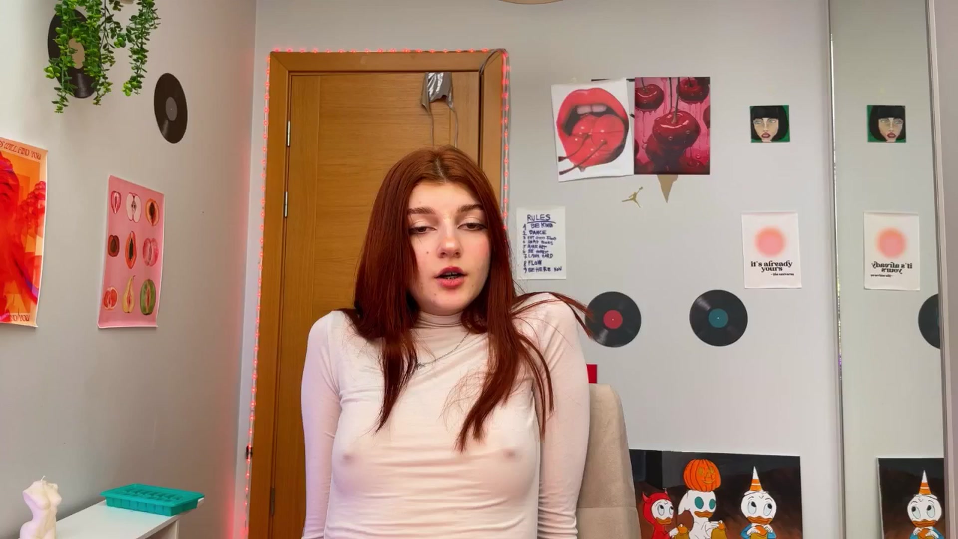 Gallery image thumbnail from BellaCute__'s myfreecams stream on, 12/05/2024, 09:20 image 19 of 20