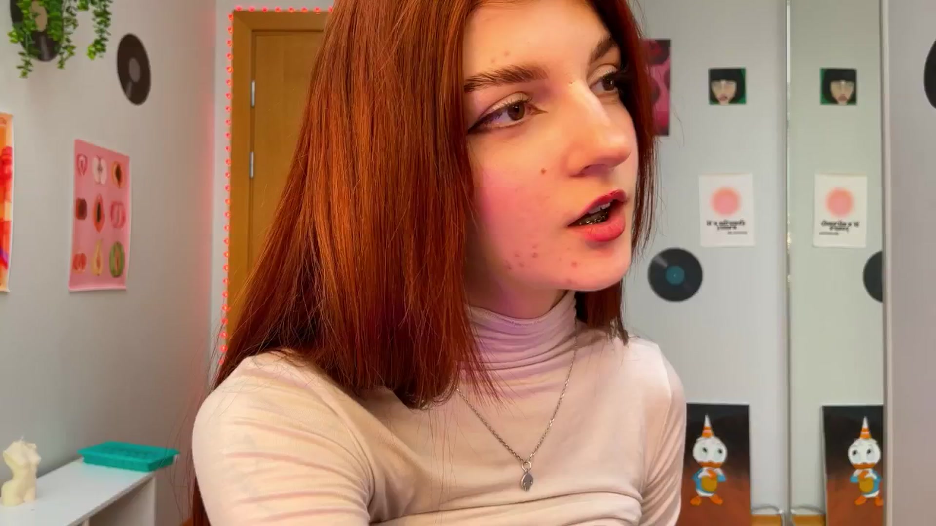 Gallery image thumbnail from BellaCute__'s myfreecams stream on, 12/05/2024, 09:20 image 8 of 20