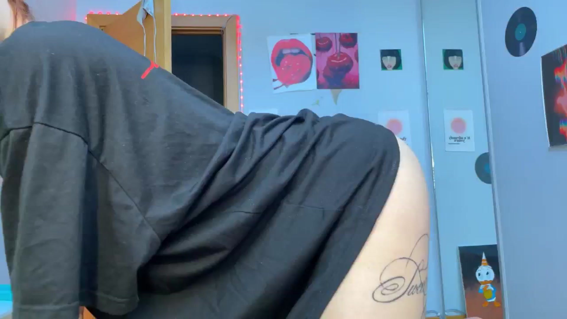 Gallery image thumbnail from BellaCute__'s myfreecams stream on, 12/08/2024, 14:03 image 10 of 20