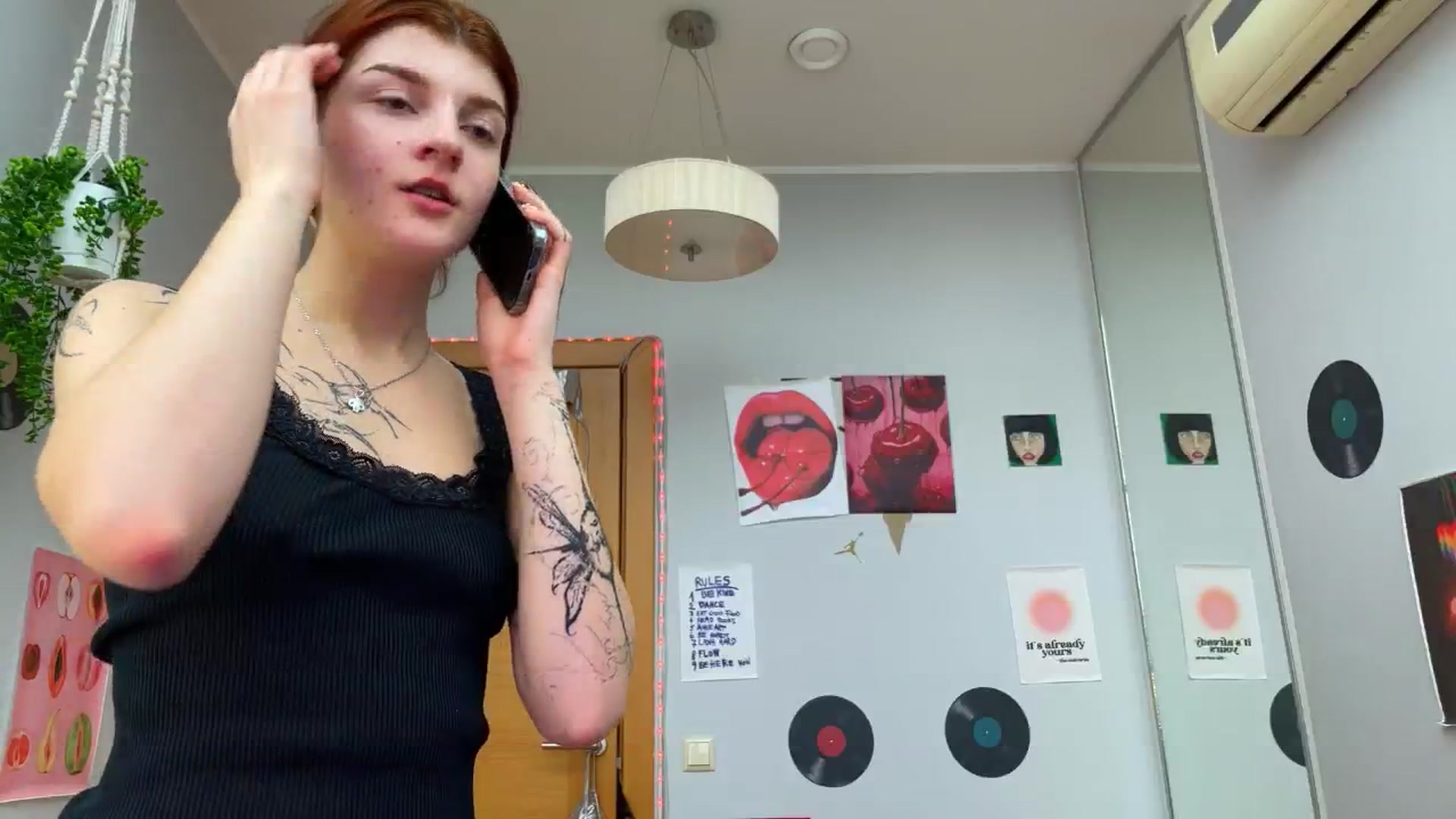 Gallery image thumbnail from BellaCute__'s myfreecams stream on, 12/09/2024, 11:17 image 19 of 20