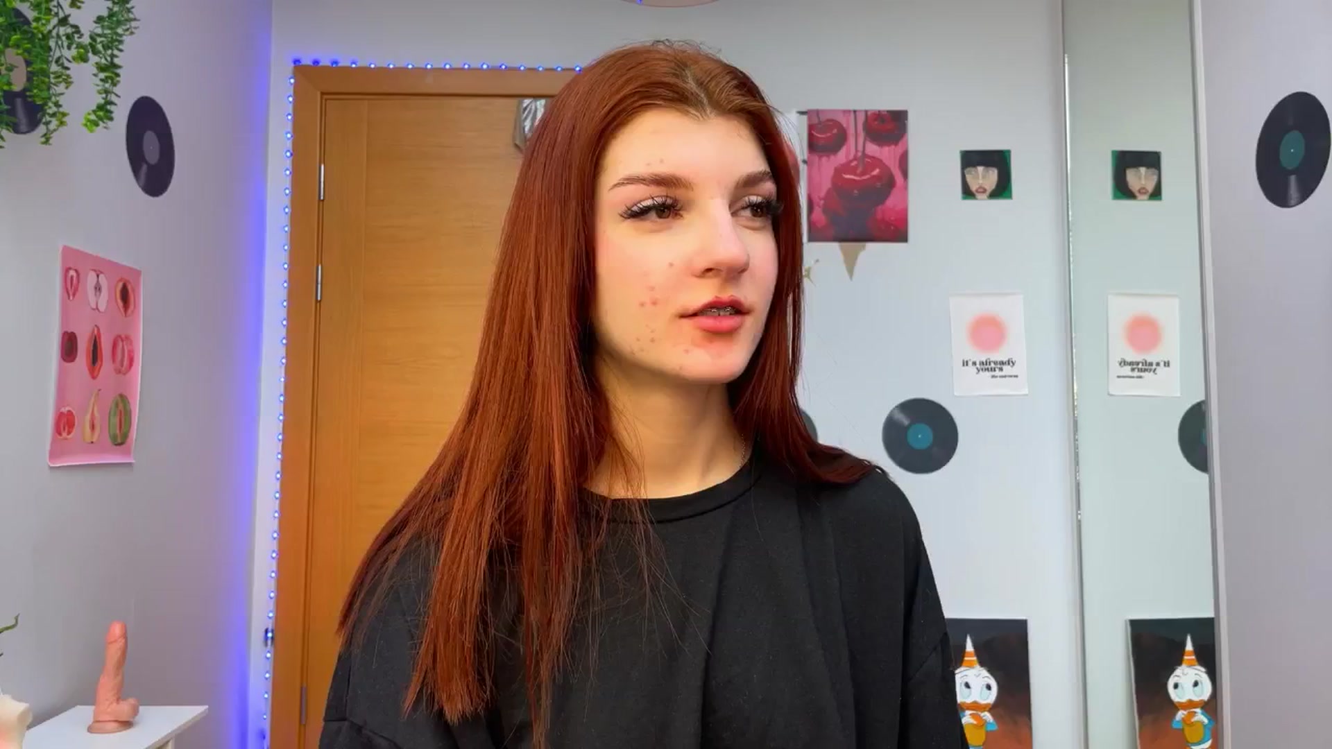 Gallery image thumbnail from BellaCute__'s myfreecams stream on, 12/12/2024, 10:48 image 2 of 20