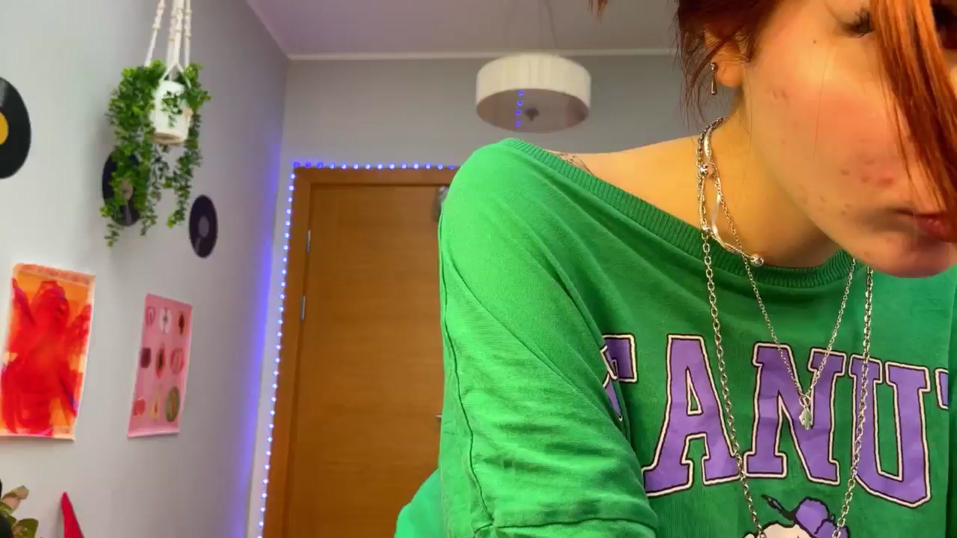 Gallery image thumbnail from BellaCute__'s myfreecams stream on, 12/17/2024, 09:58 image 18 of 20