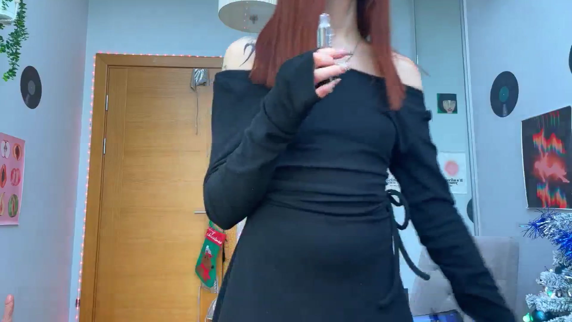 Gallery image thumbnail from BellaCute__'s myfreecams stream on, 12/18/2024, 09:44 image 19 of 20
