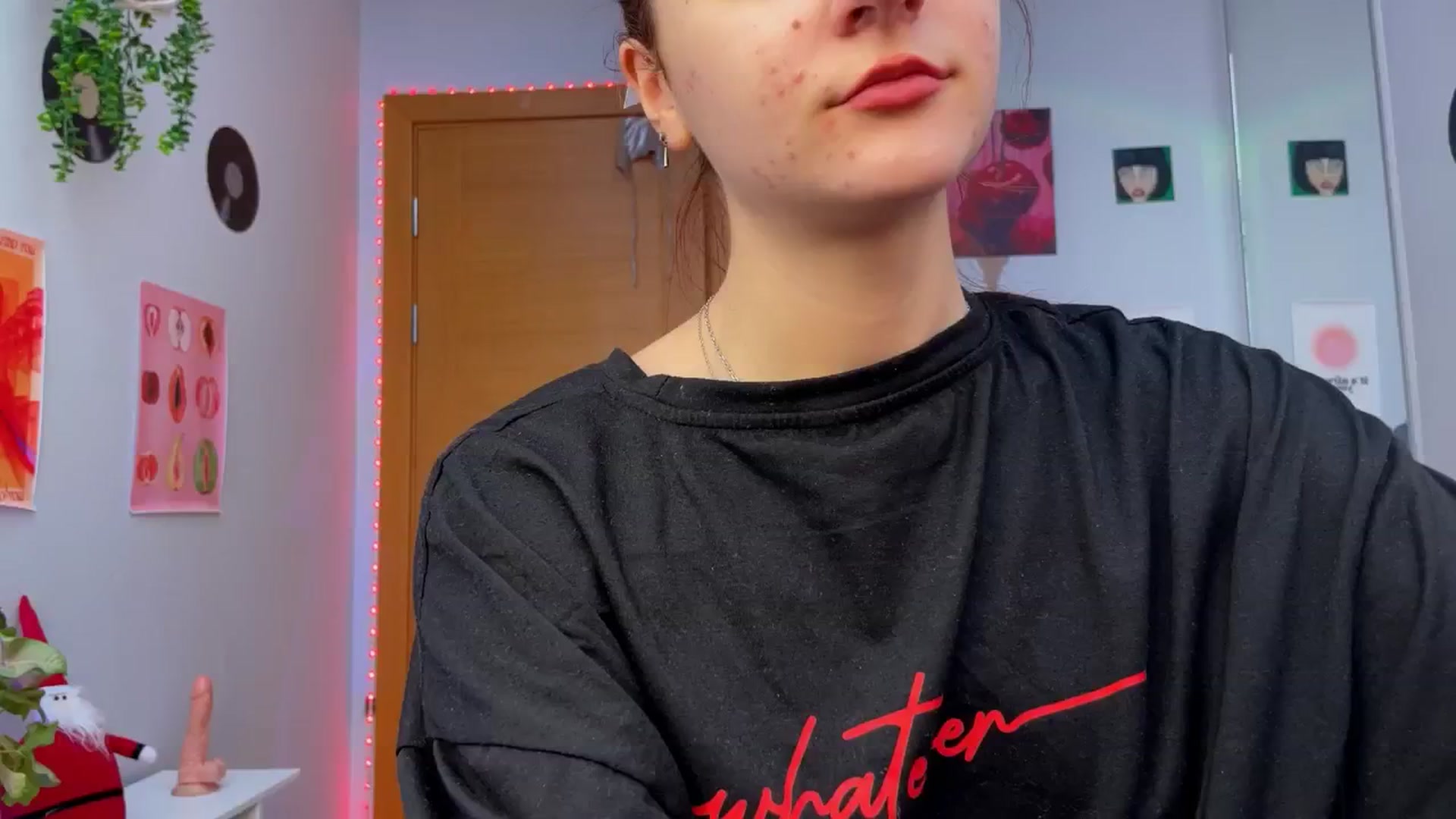 Gallery image thumbnail from BellaCute__'s myfreecams stream on, 12/19/2024, 12:06 image 17 of 20