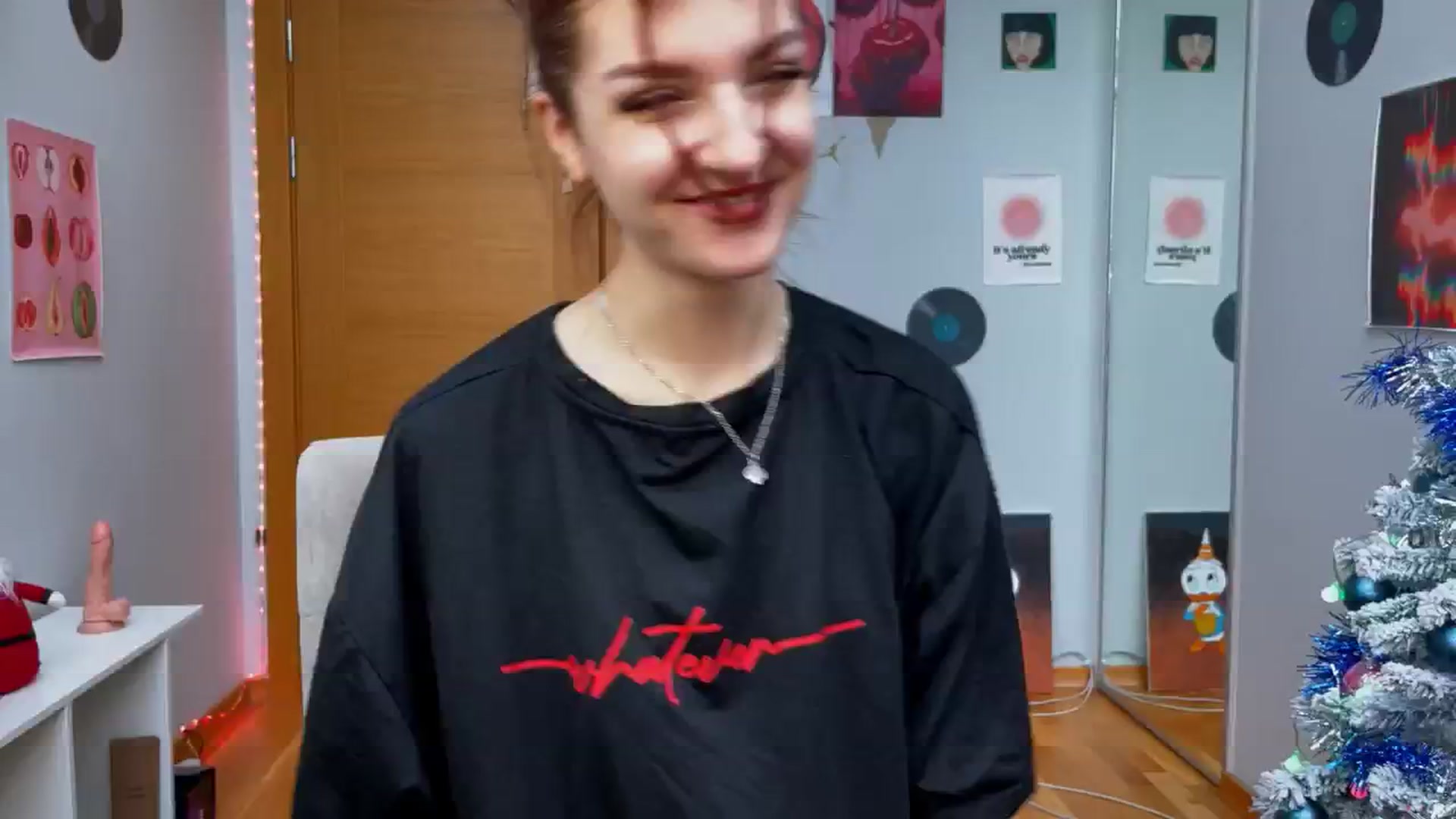 Gallery image thumbnail from BellaCute__'s myfreecams stream on, 12/19/2024, 12:06 image 4 of 20