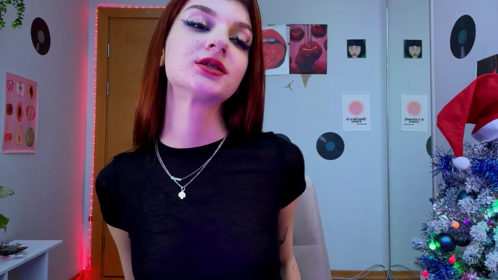 Gallery image thumbnail from BellaCute__'s myfreecams stream on, 12/23/2024, 09:01 image 17 of 20