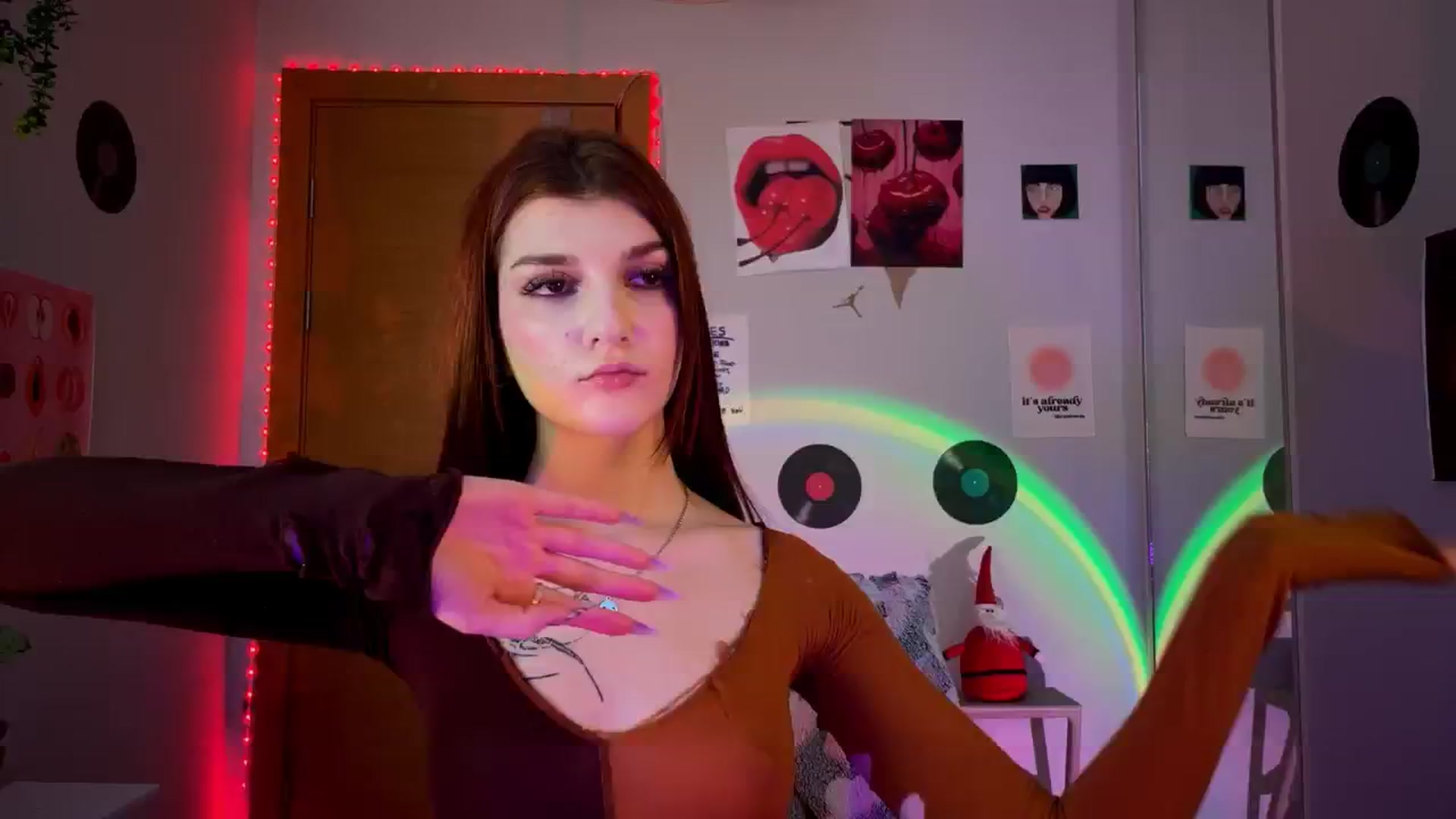 Gallery image thumbnail from BellaCute__'s myfreecams stream on, 12/26/2024, 11:06 image 4 of 20