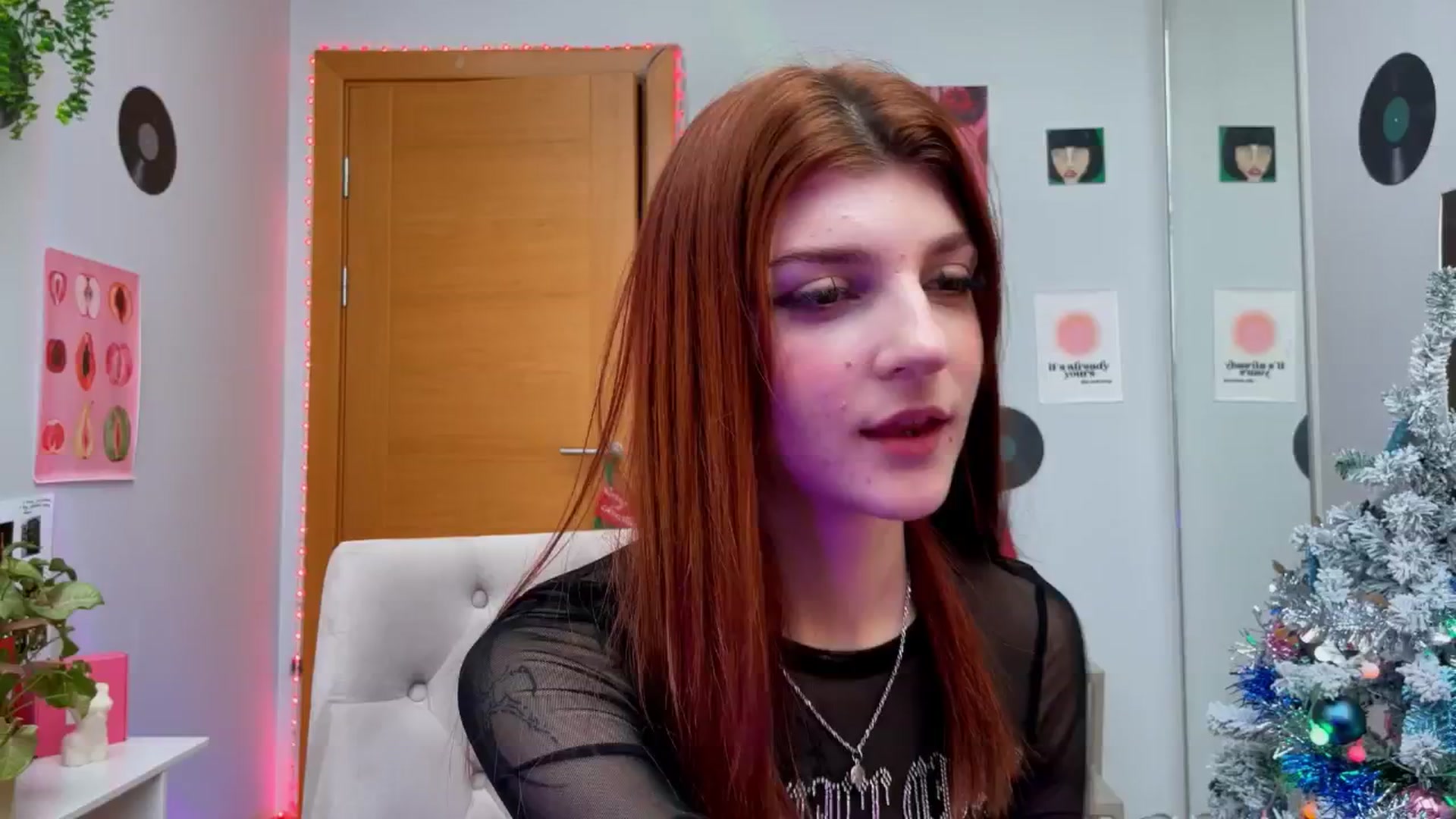 Gallery image thumbnail from BellaCute__'s myfreecams stream on, 12/27/2024, 12:18 image 14 of 20
