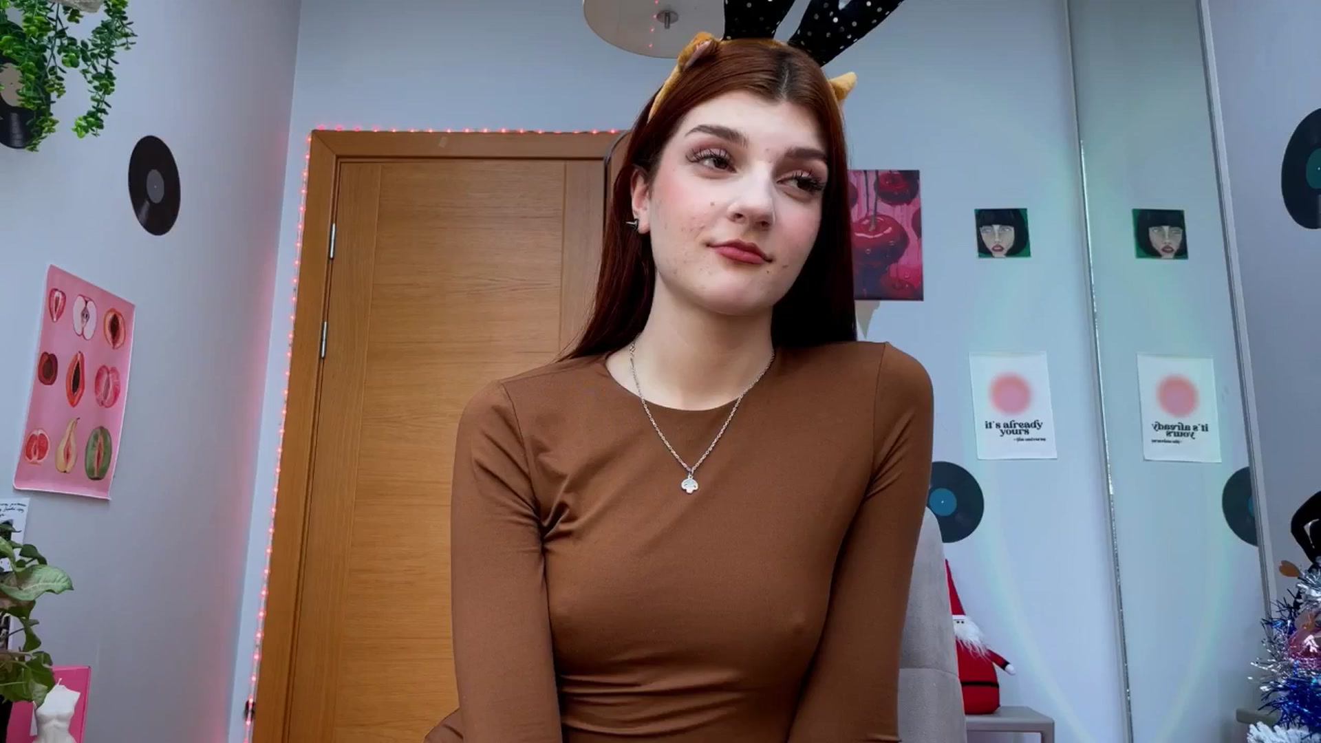 Gallery image thumbnail from BellaCute__'s myfreecams stream on, 12/28/2024, 13:41 image 6 of 20