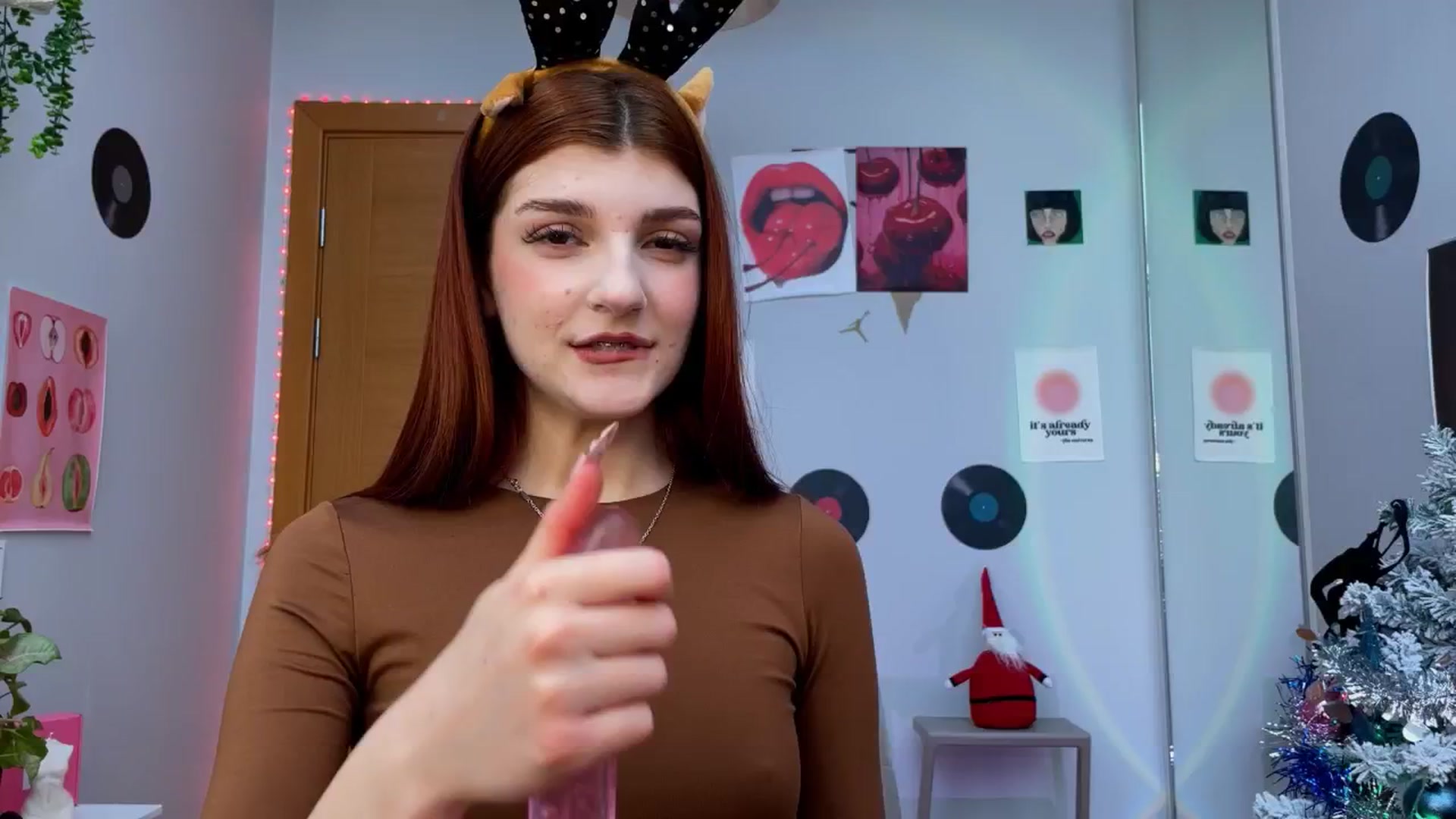 Gallery image thumbnail from BellaCute__'s myfreecams stream on, 12/28/2024, 13:41 image 10 of 20